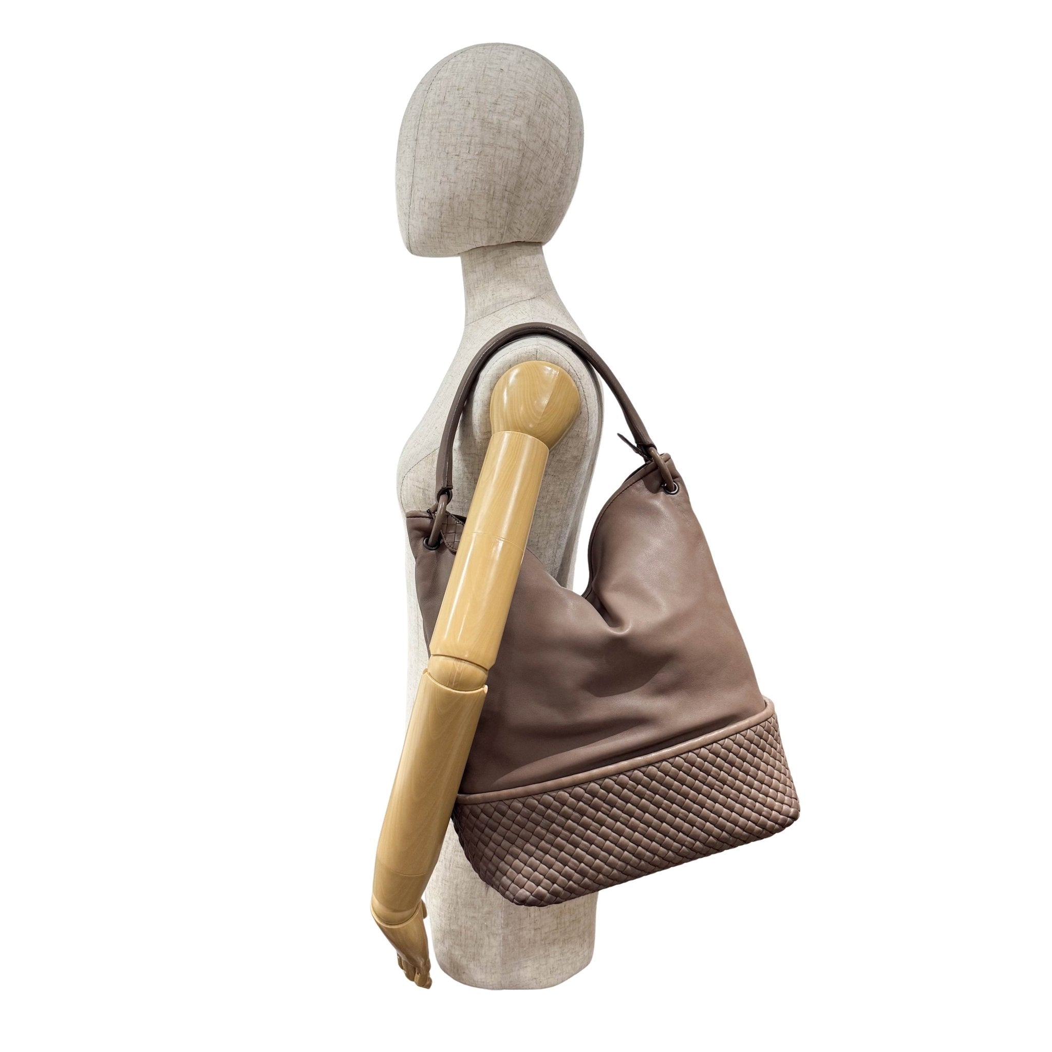 BOTTEGA VENETA Intrecciato Detail Beige Leather Shoulder Bag, in , Sold by HIVE PRELOVED - Shoulder Bags, ,