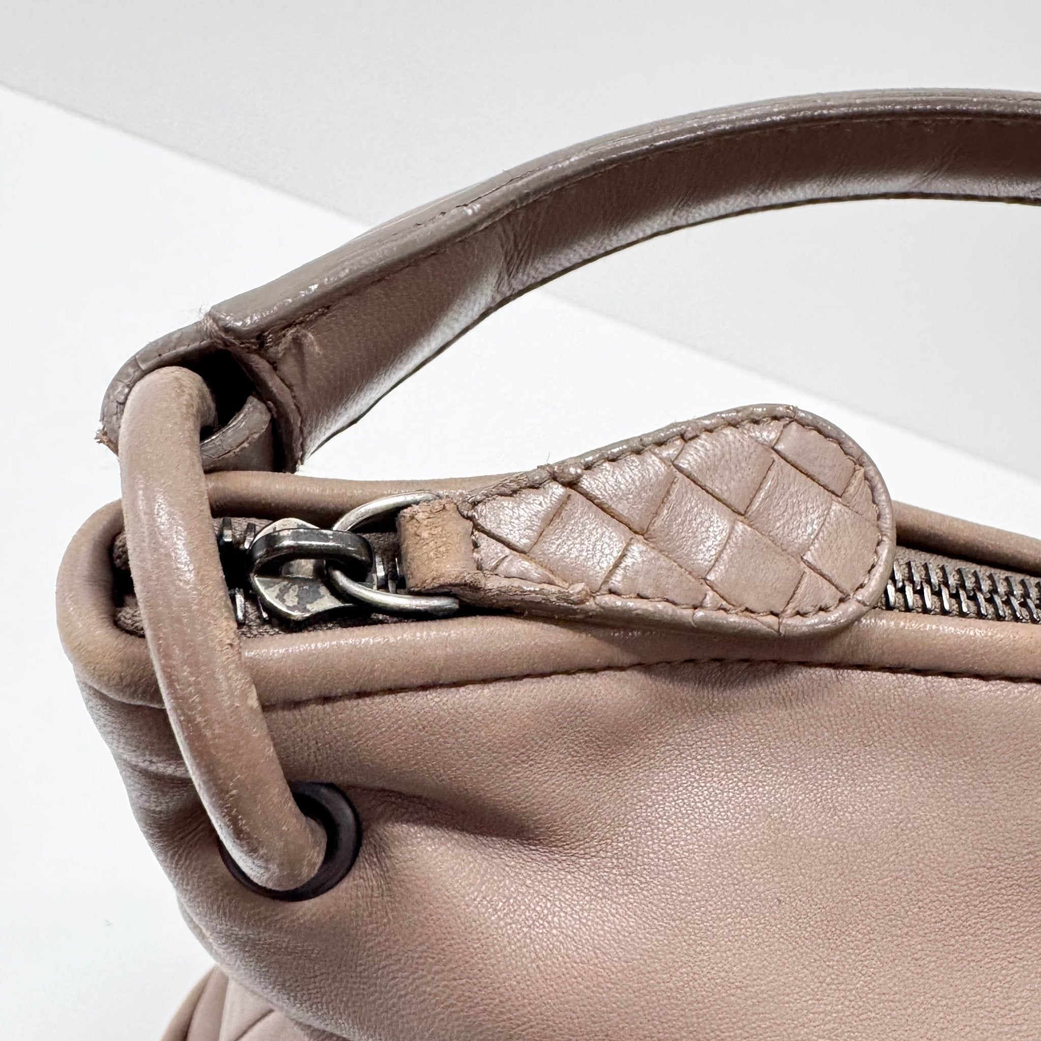 BOTTEGA VENETA Intrecciato Detail Beige Leather Shoulder Bag, in , Sold by HIVE PRELOVED - Shoulder Bags, ,