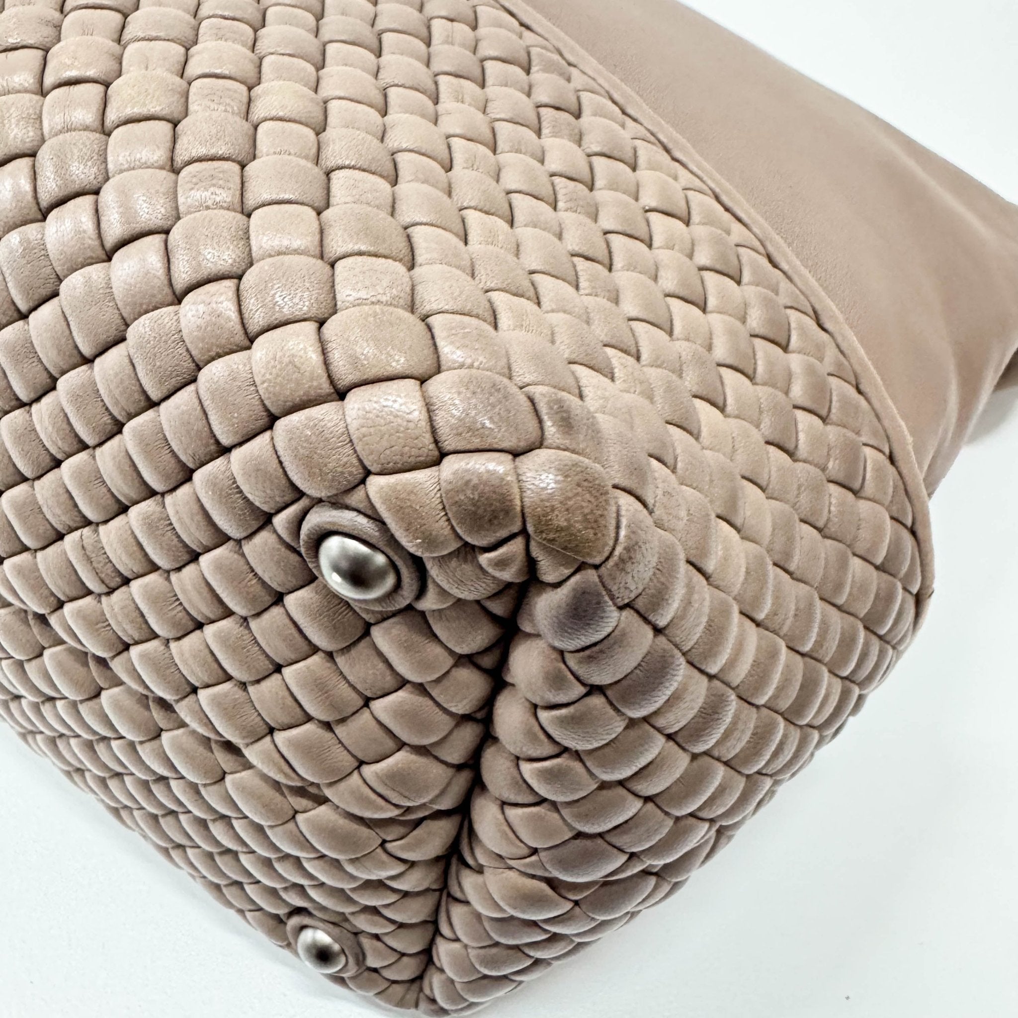 BOTTEGA VENETA Intrecciato Detail Beige Leather Shoulder Bag, in , Sold by HIVE PRELOVED - Shoulder Bags, ,