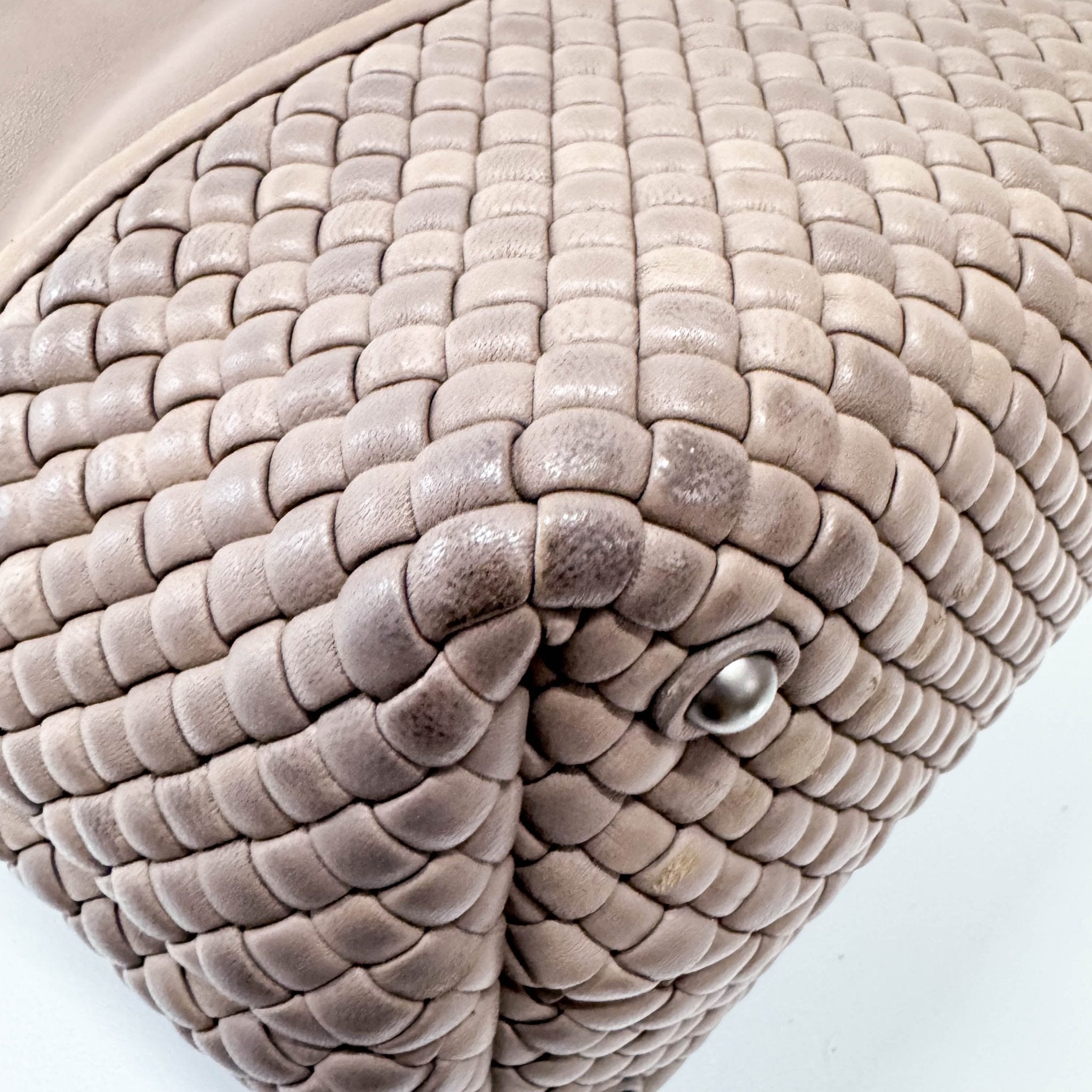 BOTTEGA VENETA Intrecciato Detail Beige Leather Shoulder Bag, in , Sold by HIVE PRELOVED - Shoulder Bags, ,