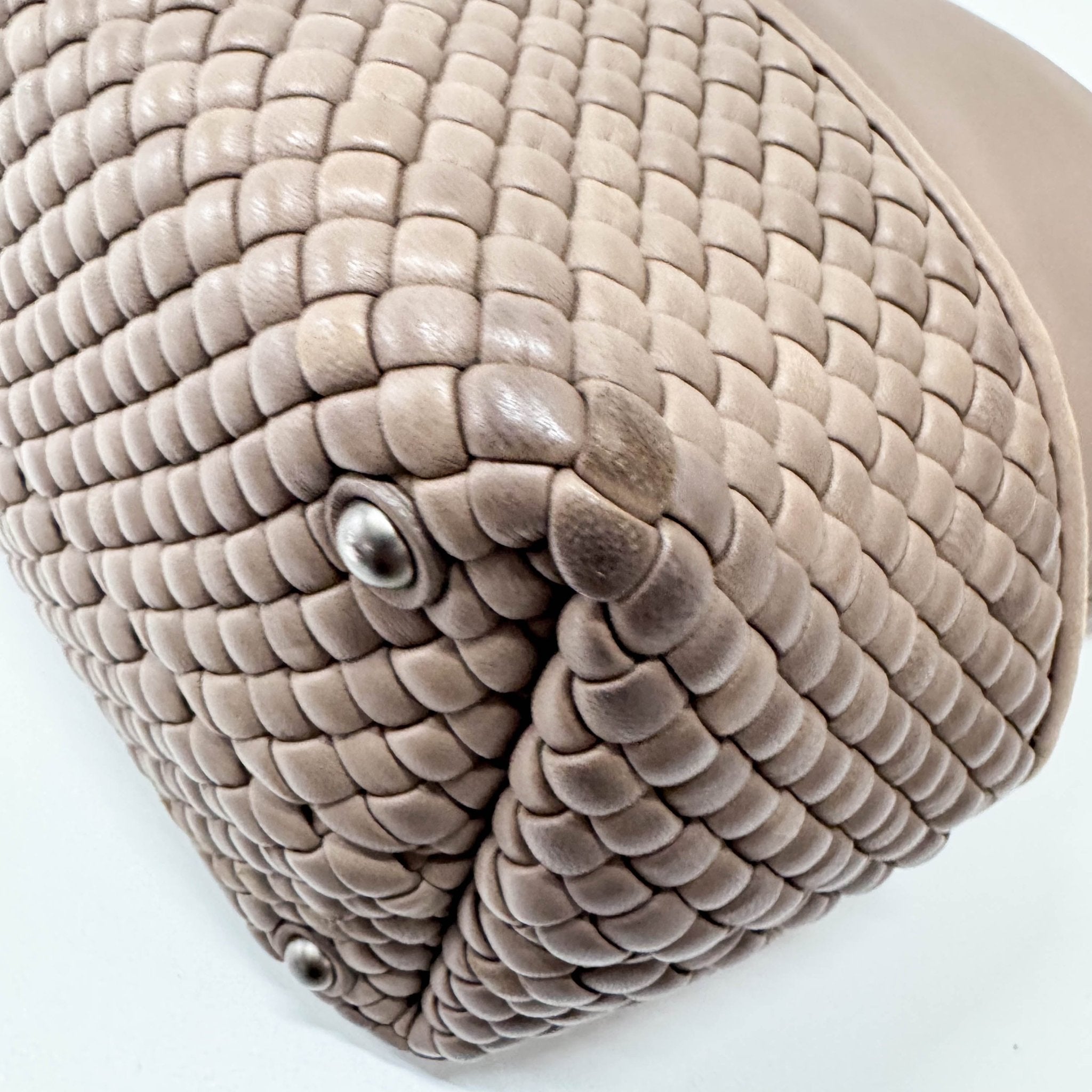 BOTTEGA VENETA Intrecciato Detail Beige Leather Shoulder Bag, in , Sold by HIVE PRELOVED - Shoulder Bags, ,