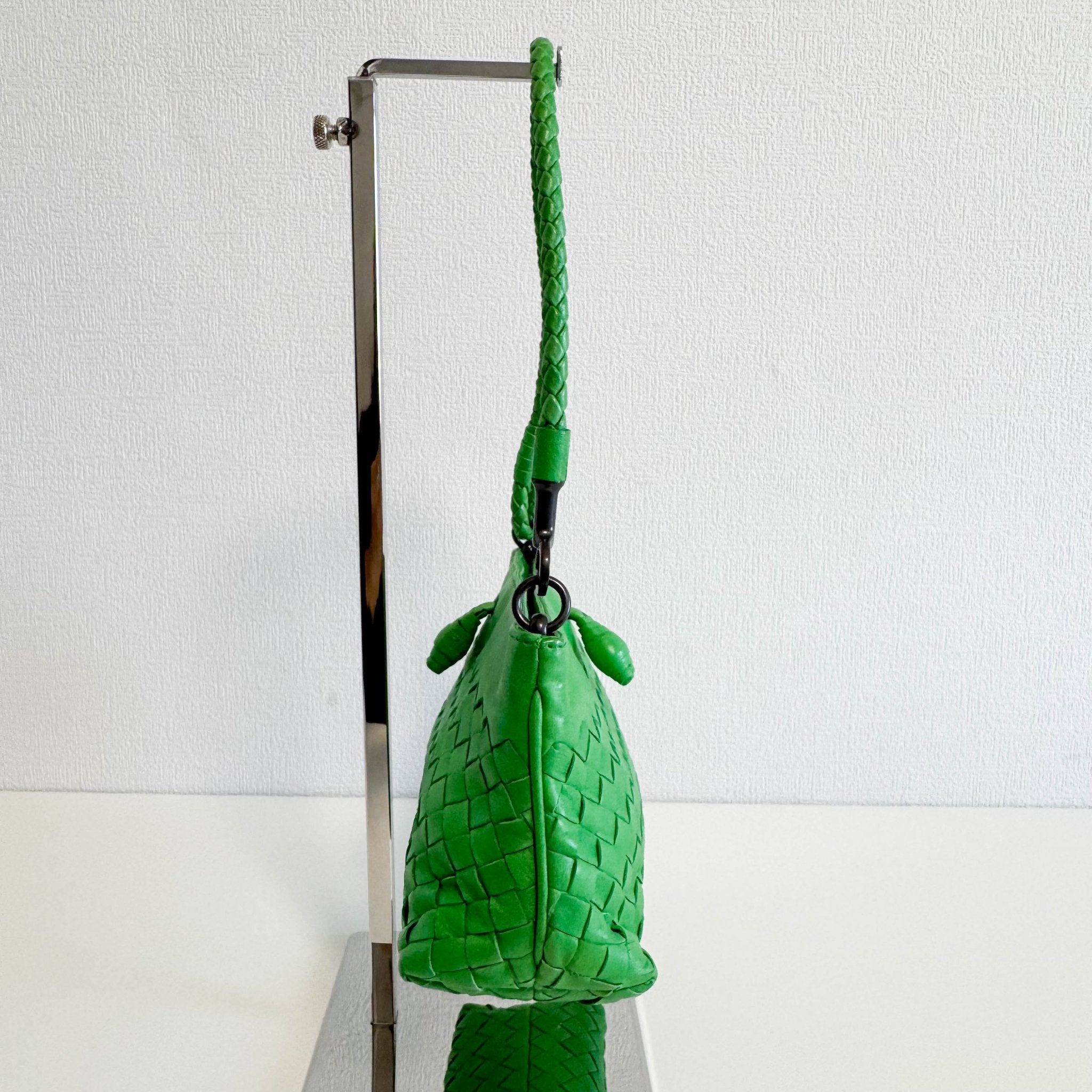 BOTTEGA VENETA Intrecciato Green Leather Shoulder Bag, in , Sold by HIVE PRELOVED - Shoulder Bags, ,