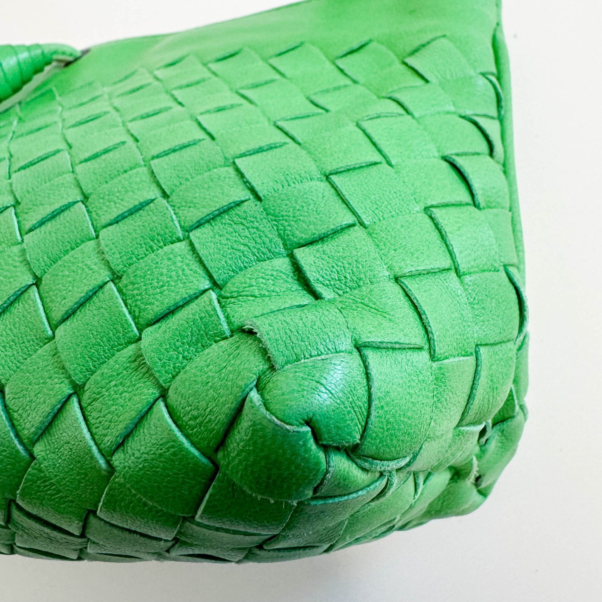 BOTTEGA VENETA Intrecciato Green Leather Shoulder Bag, in , Sold by HIVE PRELOVED - Shoulder Bags, ,