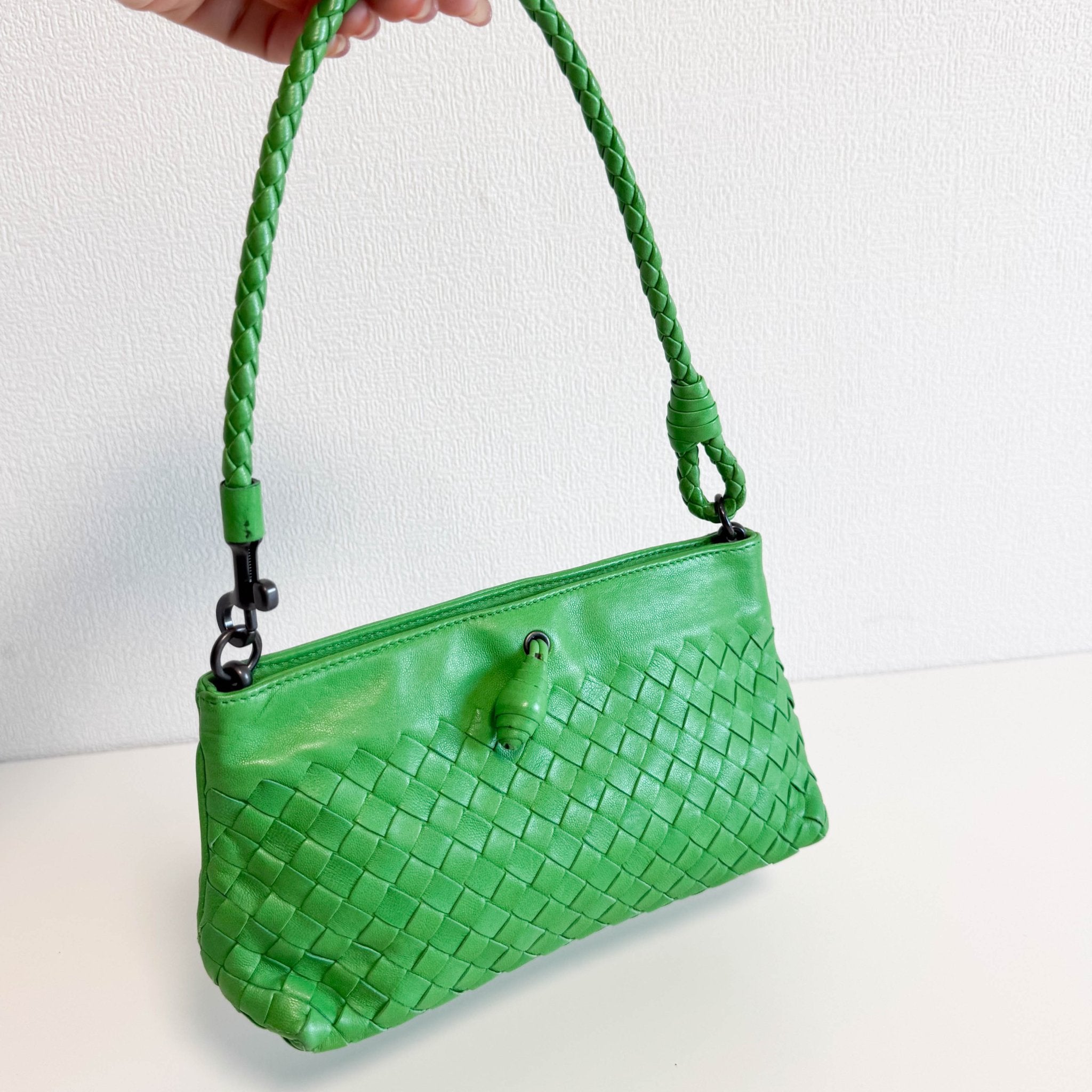 BOTTEGA VENETA Intrecciato Green Leather Shoulder Bag, in , Sold by HIVE PRELOVED - Shoulder Bags, ,