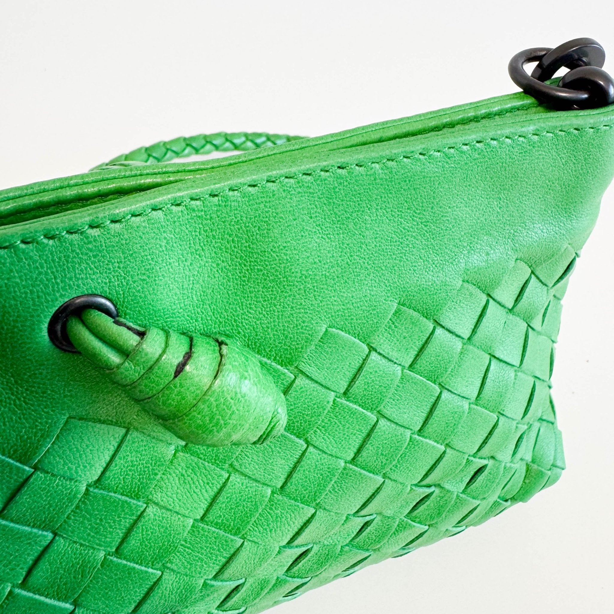 BOTTEGA VENETA Intrecciato Green Leather Shoulder Bag, in , Sold by HIVE PRELOVED - Shoulder Bags, ,