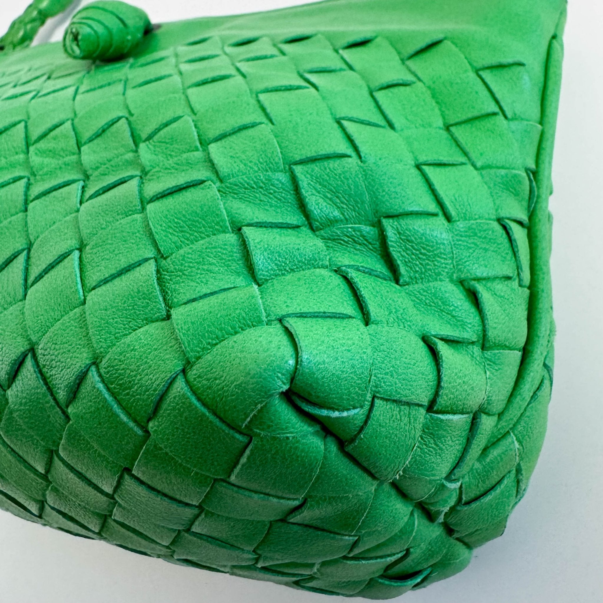 BOTTEGA VENETA Intrecciato Green Leather Shoulder Bag, in , Sold by HIVE PRELOVED - Shoulder Bags, ,