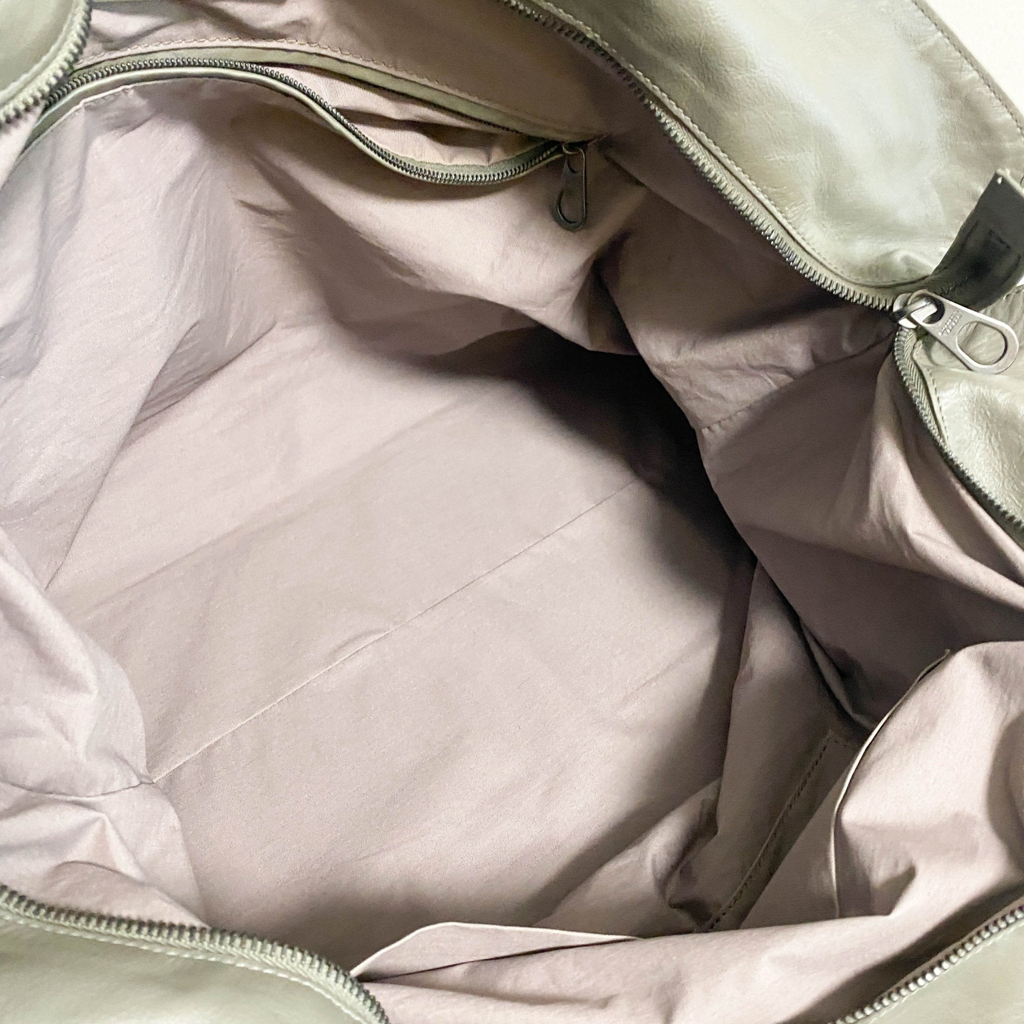 BOTTEGA VENETA Intrecciato Grey Boston Bag, in , Sold by HIVE PRELOVED - Travel bags, ,