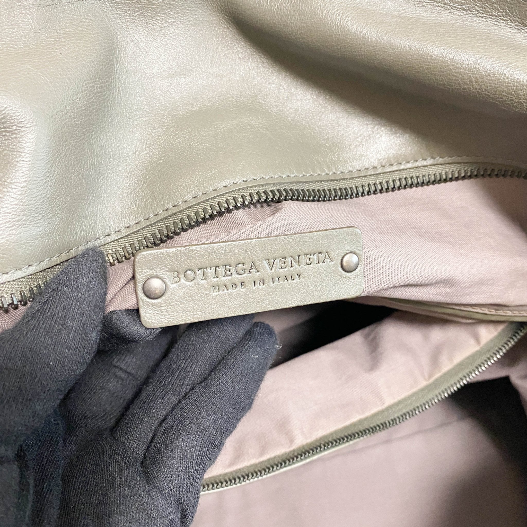 BOTTEGA VENETA Intrecciato Grey Boston Bag, in , Sold by HIVE PRELOVED - Travel bags, ,