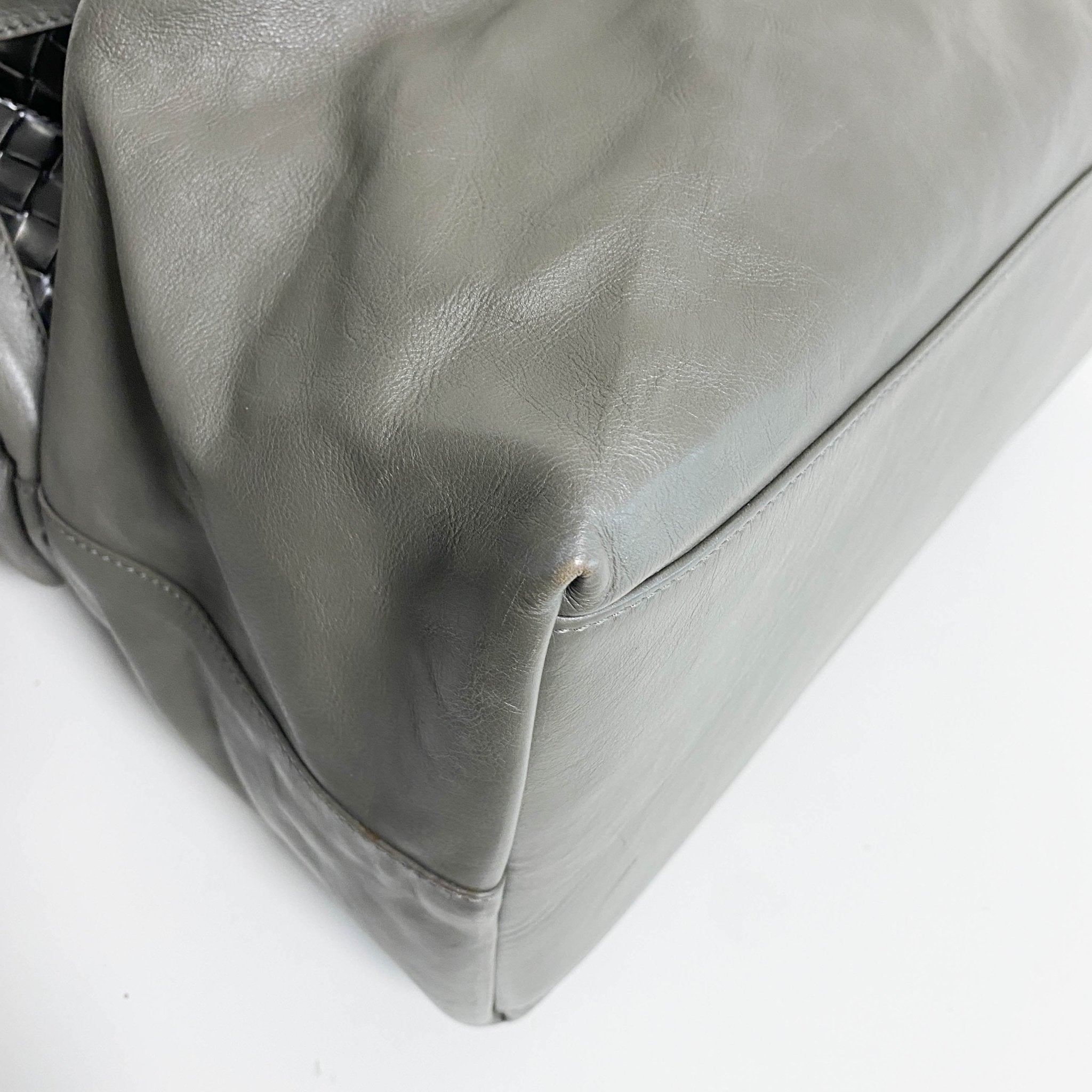 BOTTEGA VENETA Intrecciato Grey Boston Bag, in , Sold by HIVE PRELOVED - Travel bags, ,