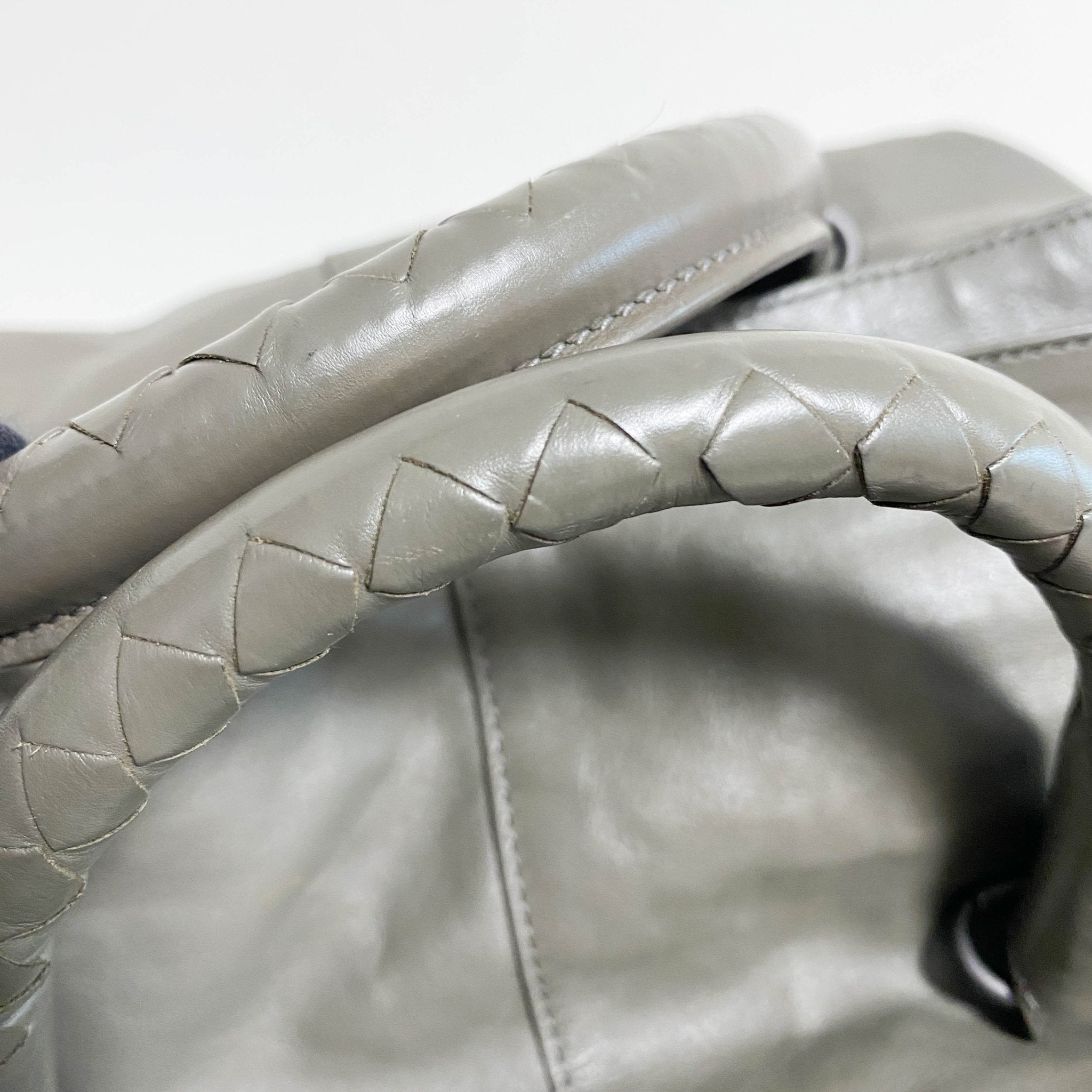 BOTTEGA VENETA Intrecciato Grey Boston Bag, in , Sold by HIVE PRELOVED - Travel bags, ,