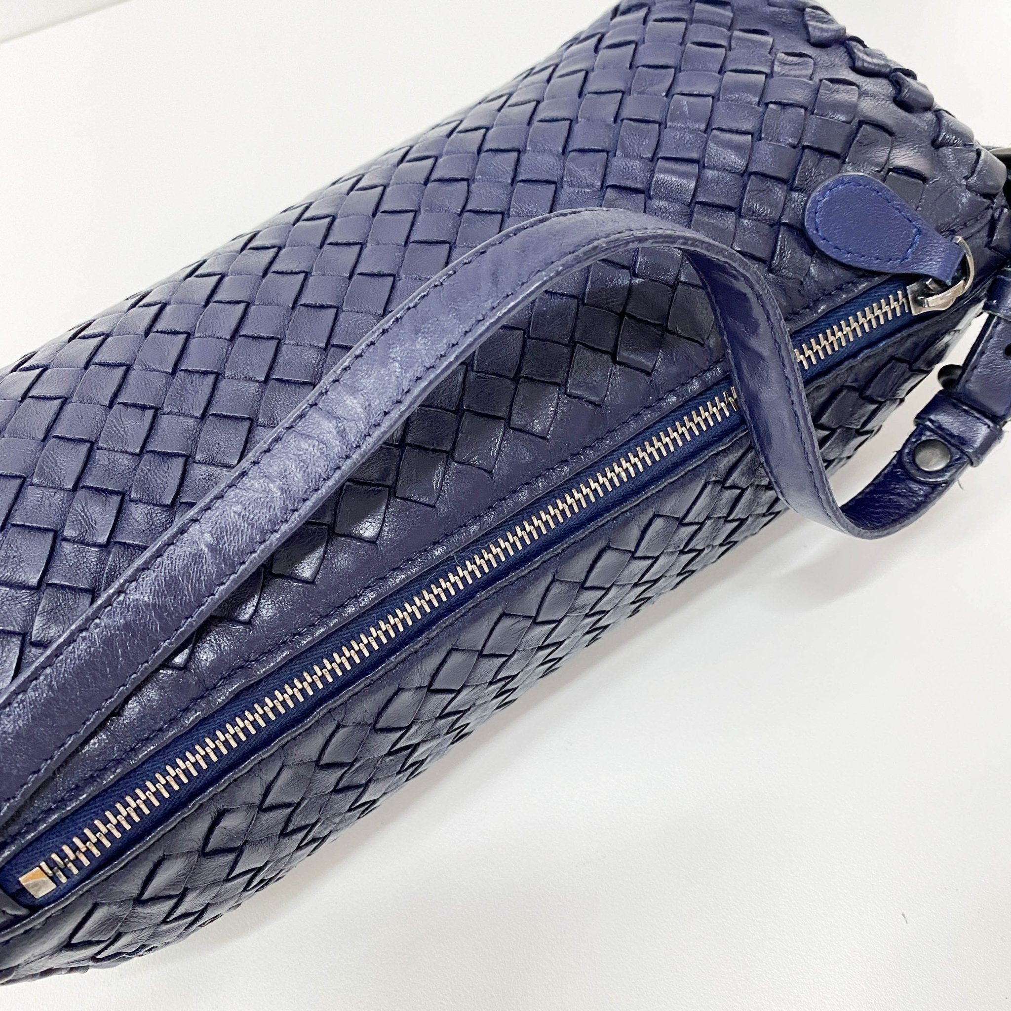 BOTTEGA VENETA Intrecciato Navy Leather Shoulder Bag, in , Sold by HIVE PRELOVED - Shoulder Bags, ,