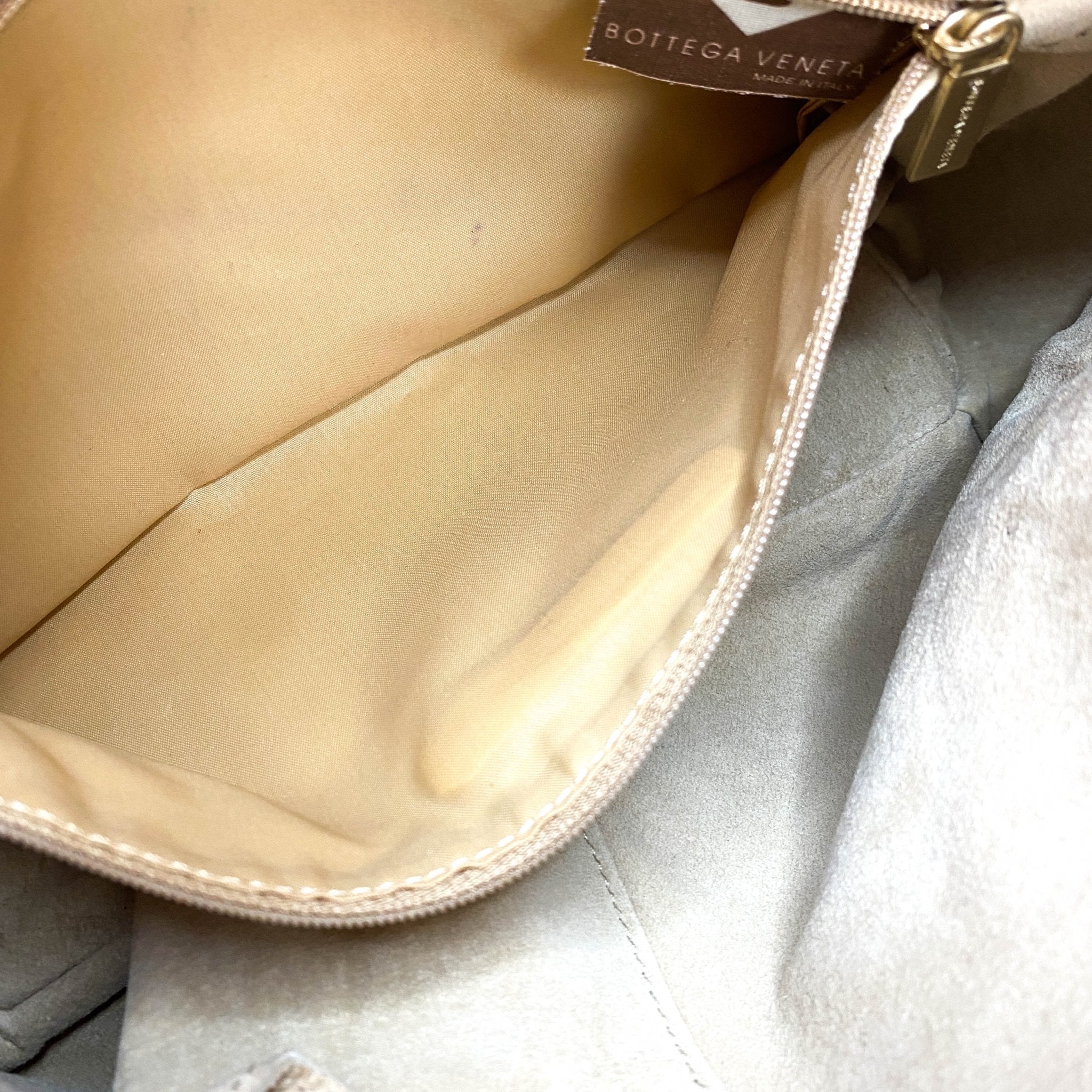 BOTTEGA VENETA Intrecciato Red Leather Mini Boston Crossbody Bag, in , Sold by HIVE PRELOVED - Handle Bags, Shoulder Bags,