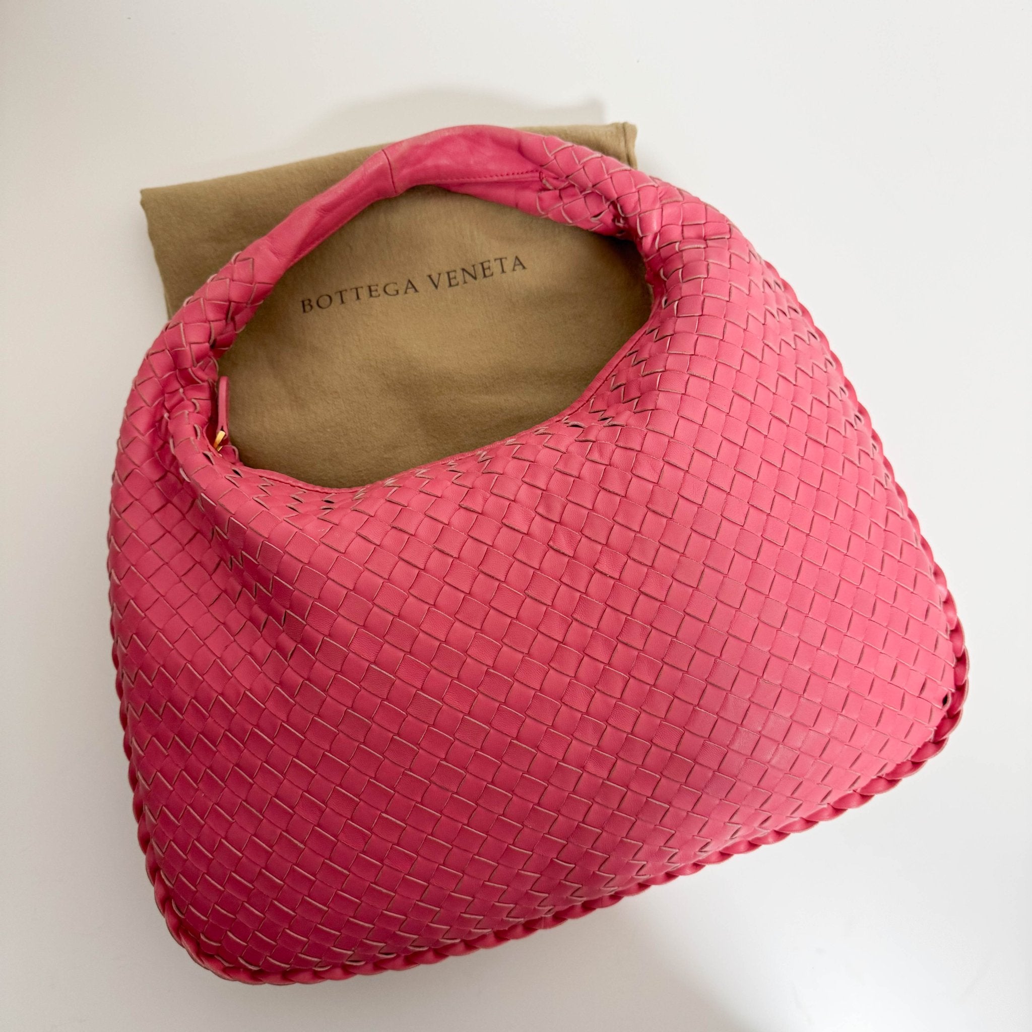BOTTEGA VENETA Intrecciato Veneta Hobo Pink Bag, in , Sold by HIVE PRELOVED - Shoulder Bags