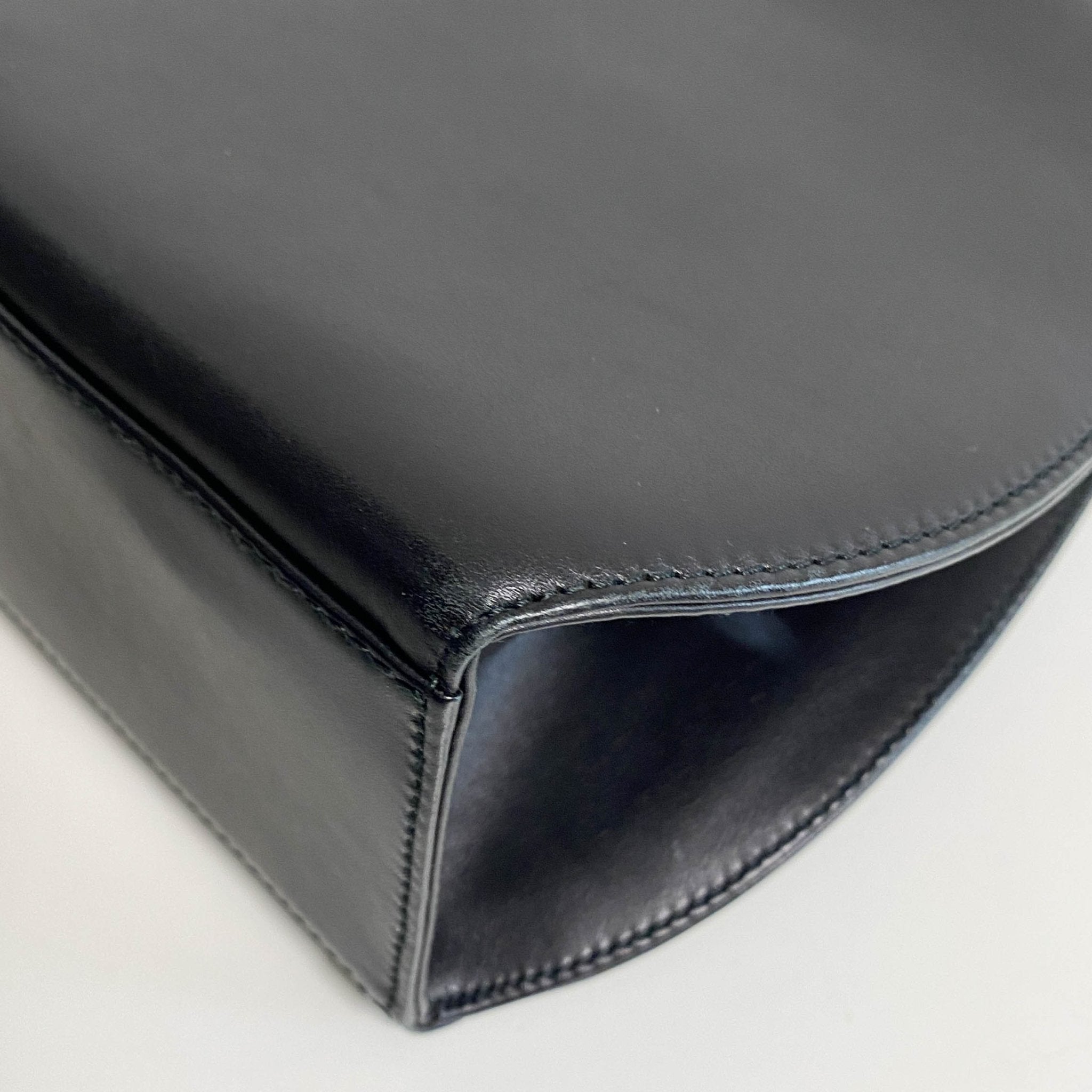 CARTIER Cartier Panther Hang Bag, in , Sold by HIVE PRELOVED - Handle Bags, ,