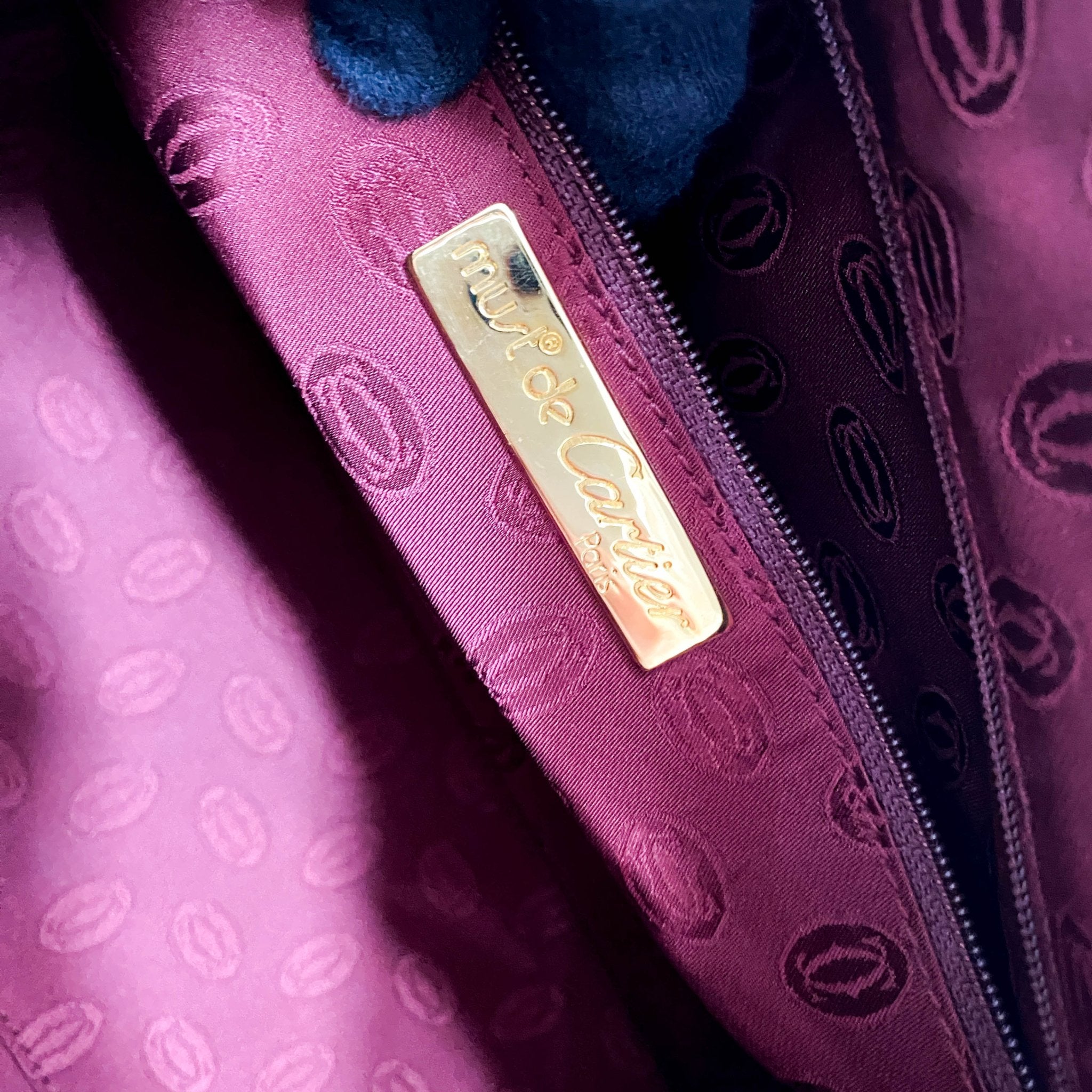 CARTIER Must Line Burgundy Leather Top Handle Bag, in , Sold by HIVE PRELOVED - Handle Bags, Shoulder Bags,