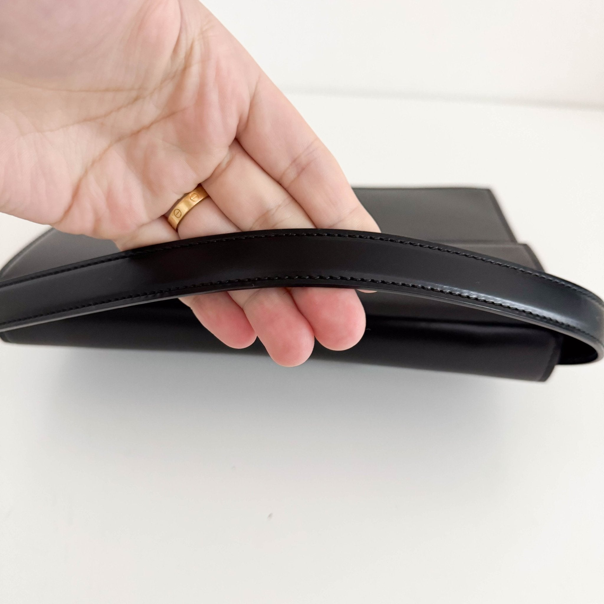 CARTIER Panthère Black Calf Leather Clutch Shoulder Bag, in , Sold by HIVE PRELOVED - Clutch bag, Crossbody bag, Shoulder Bag