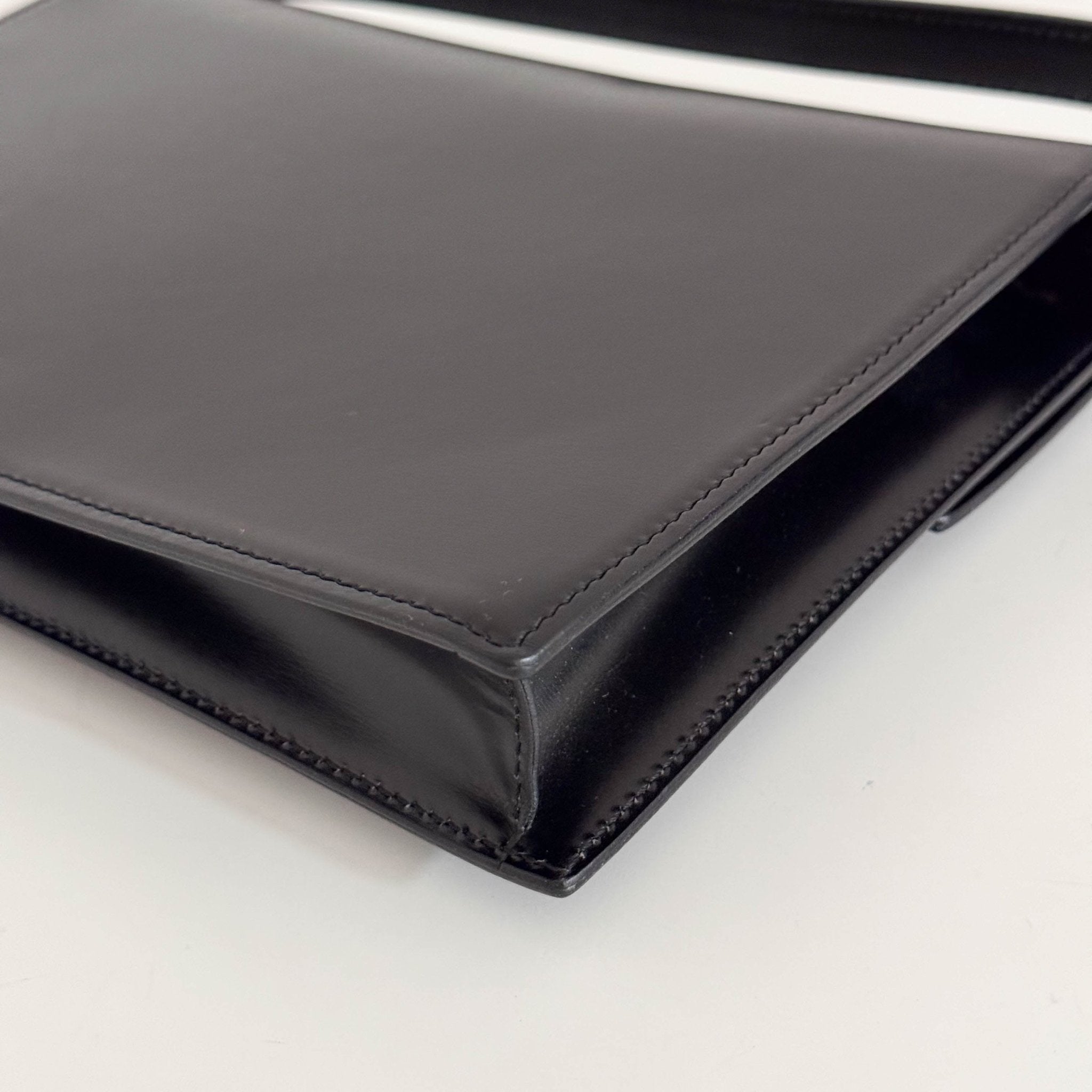 CARTIER Panthère Black Calf Leather Clutch Shoulder Bag, in , Sold by HIVE PRELOVED - Clutch bag, Crossbody bag, Shoulder Bag