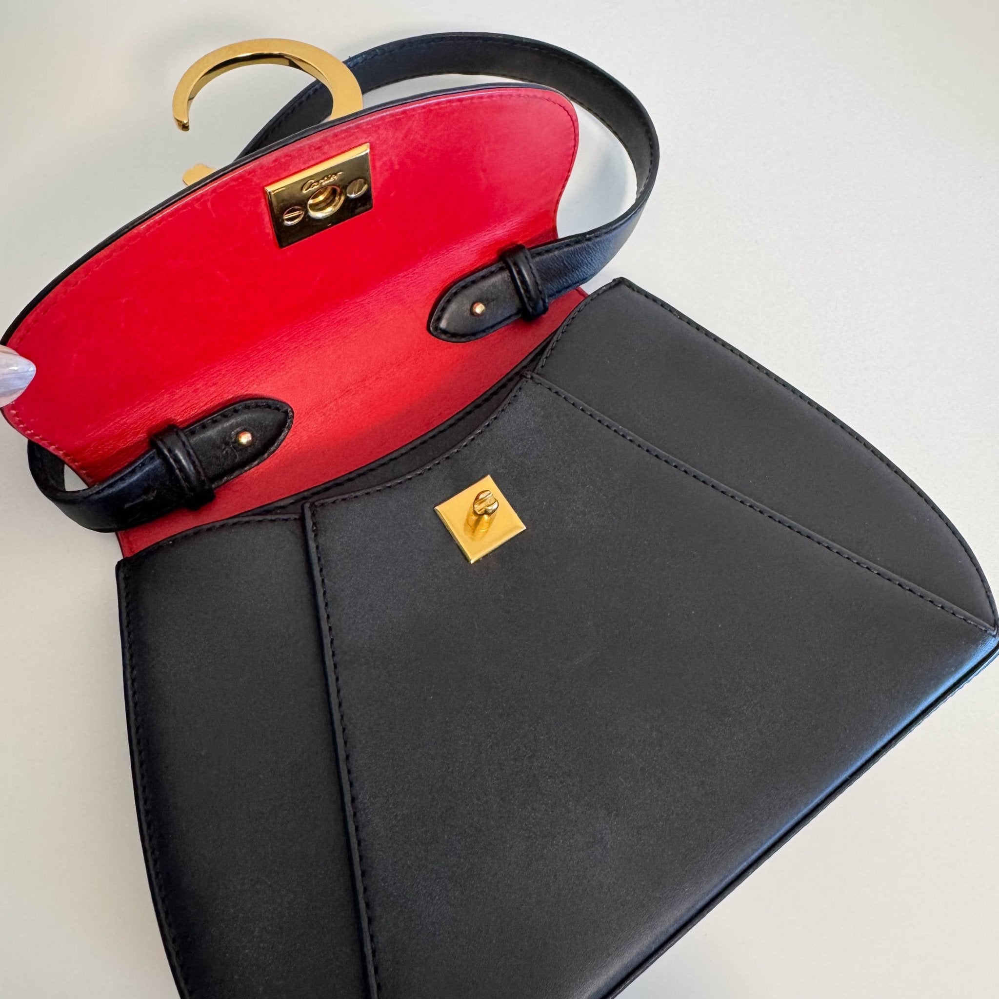 CARTIER Panthère Black Leather Shoulder Bag, in , Sold by HIVE PRELOVED - Shoulder Bags, ,