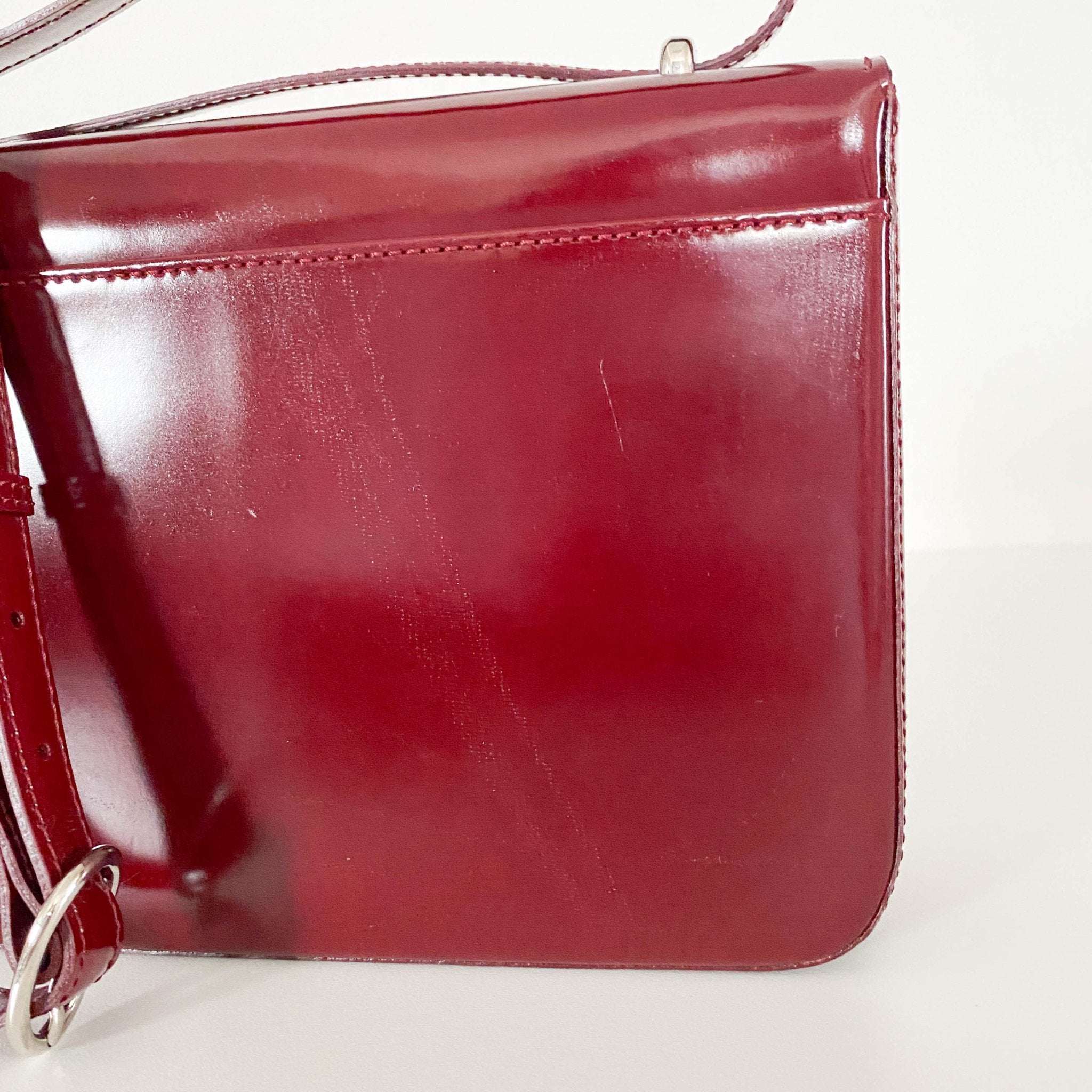 CARTIER Panthère Burgundy Leather Crossbody bag, in , Sold by HIVE PRELOVED - Crossbody bags, ,
