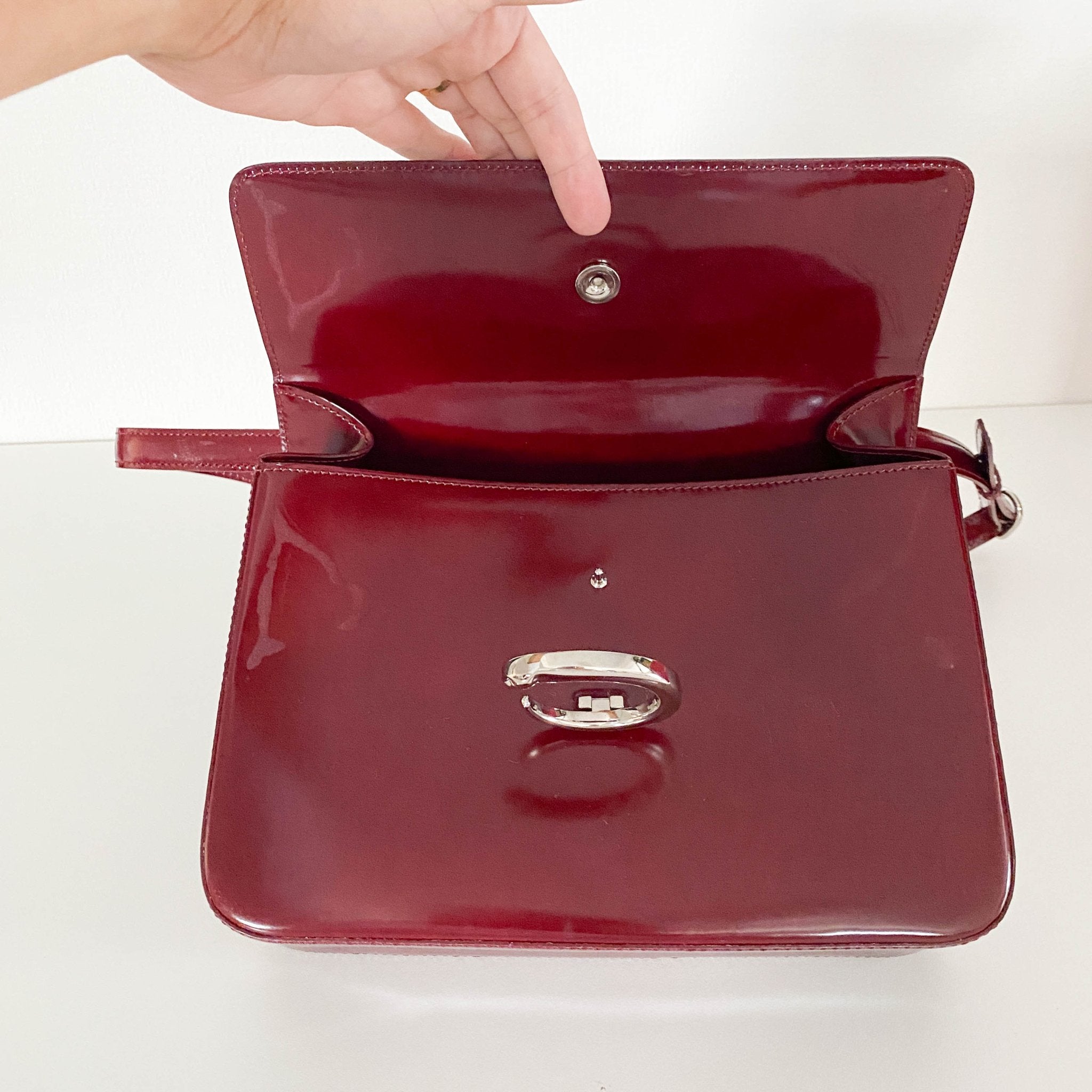 CARTIER Panthère Burgundy Leather Crossbody bag, in , Sold by HIVE PRELOVED - Crossbody bags, ,