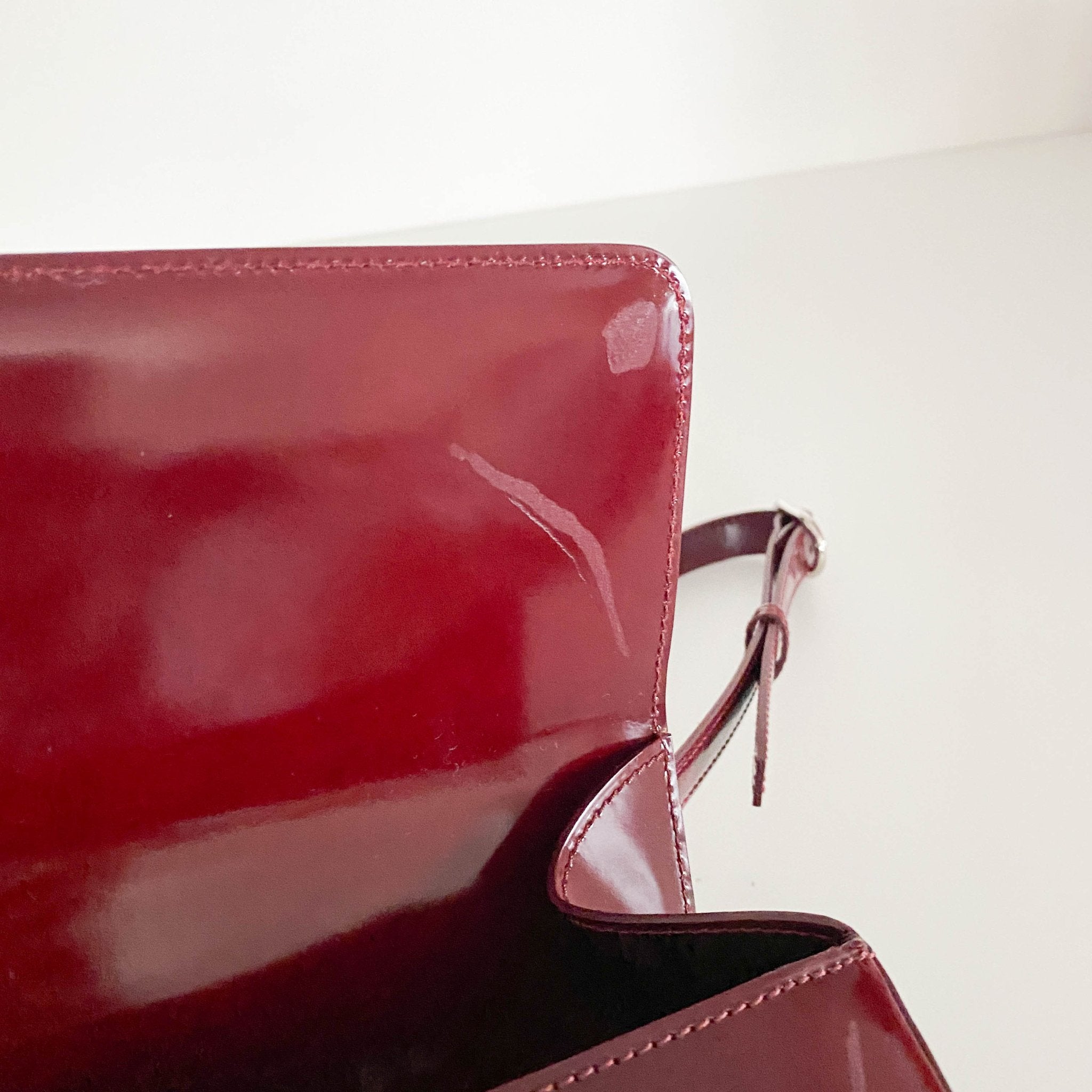 CARTIER Panthère Burgundy Leather Crossbody bag, in , Sold by HIVE PRELOVED - Crossbody bags, ,