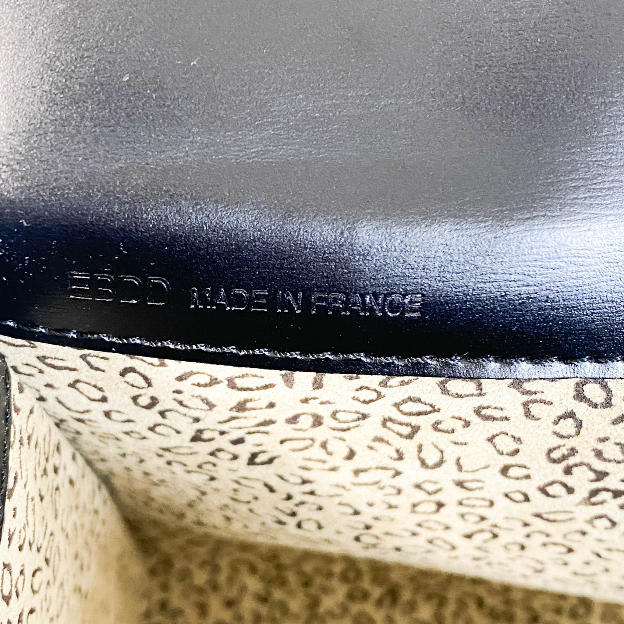 CARTIER Panthère de Cartie Black Box Calf Leather Top Handle Bag Silver Hardware, in , Sold by HIVE PRELOVED - Handle Bags, ,