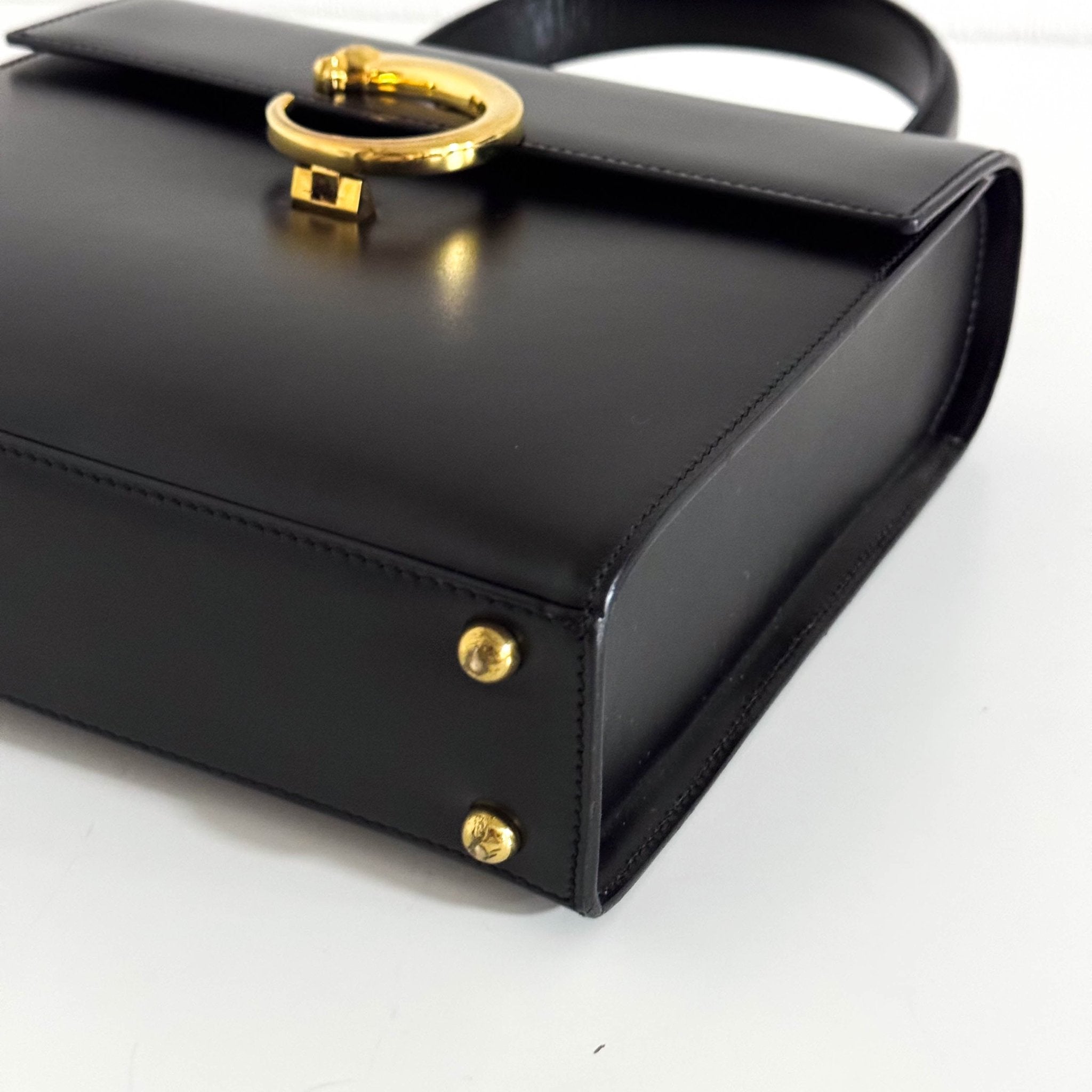 CARTIER Panthère de Cartie Black Calf Leather Top Handle / Crossbody Bag Gold Hardware, in , Sold by HIVE PRELOVED - Crossbody bags, Handle Bags,