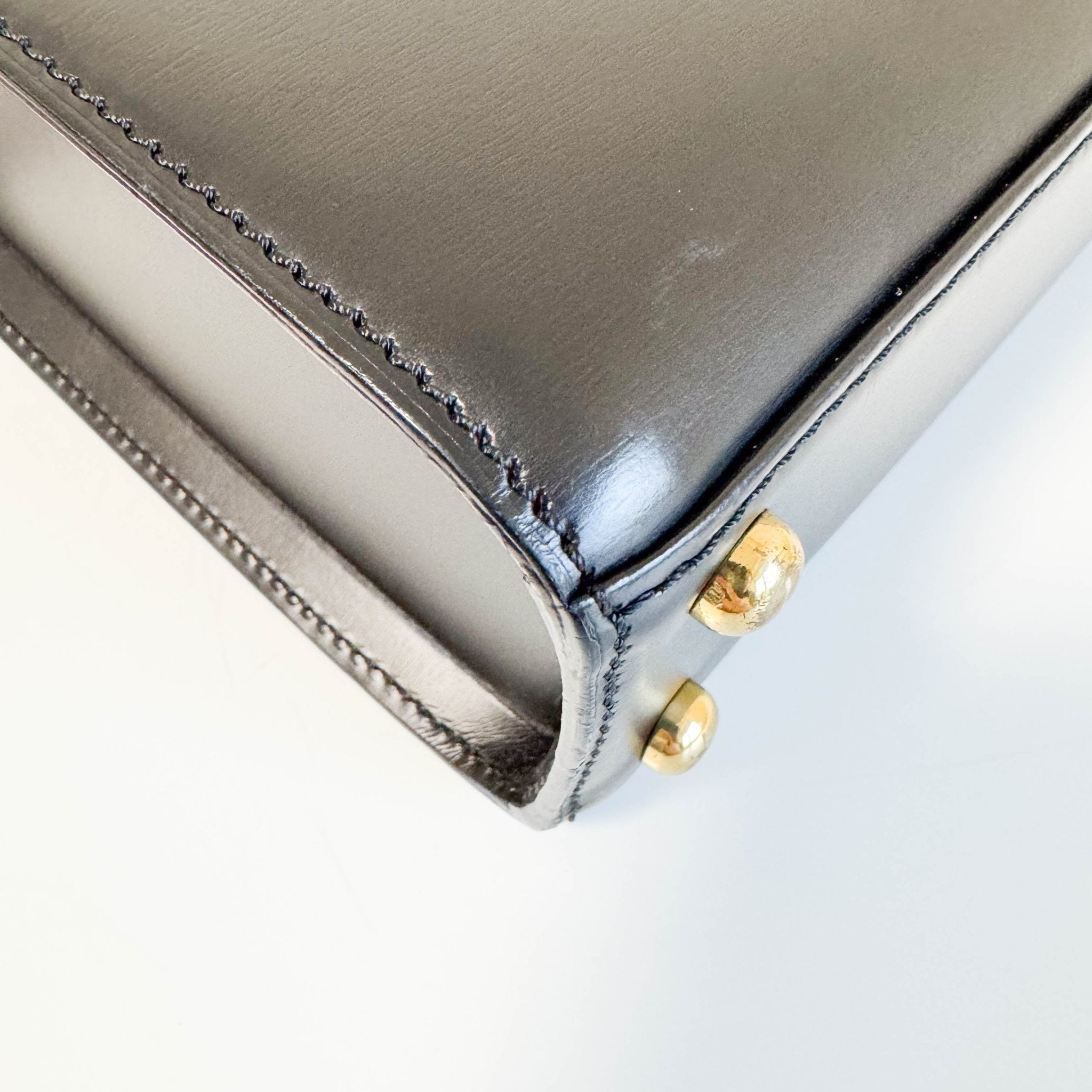 CARTIER Panthère de Cartie Black Calf Leather Top Handle / Crossbody Bag Gold Hardware, in , Sold by HIVE PRELOVED - Handle Bags, Shoulder Bags,