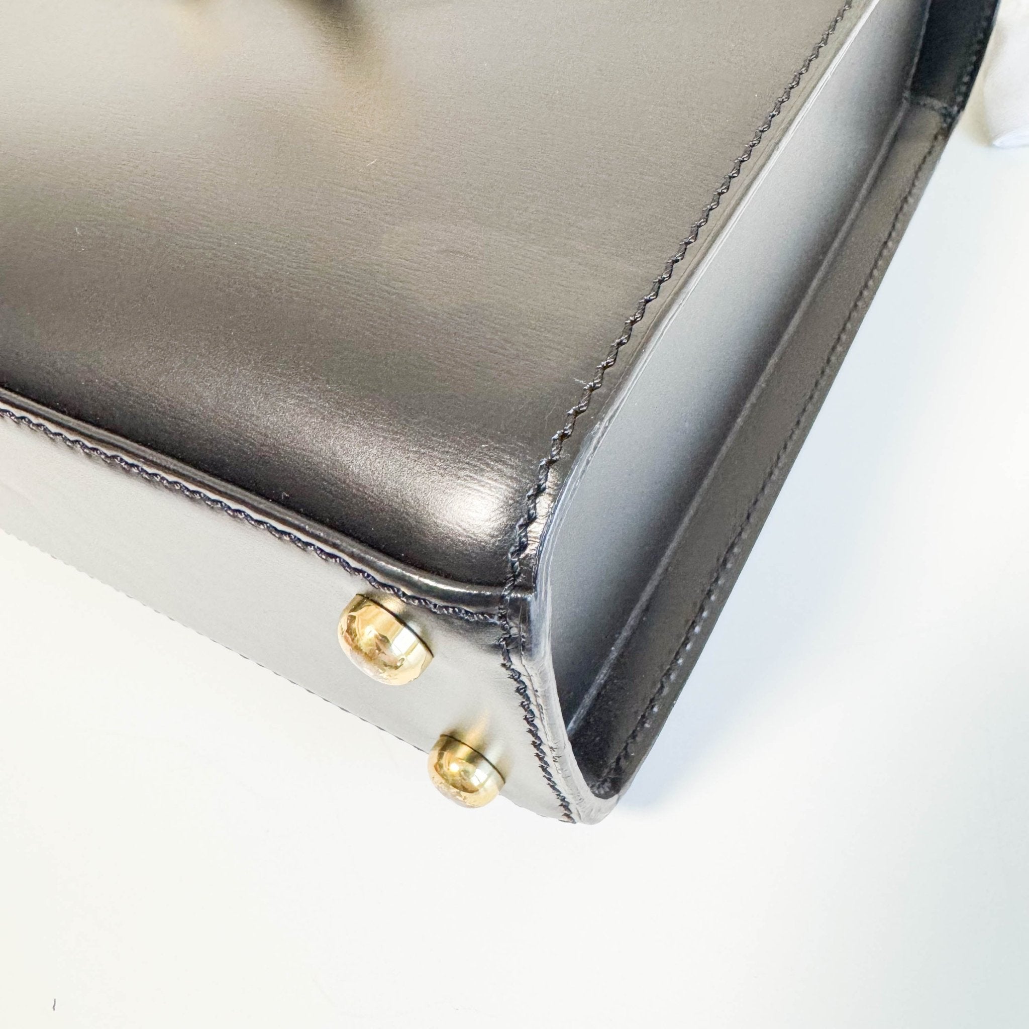 CARTIER Panthère de Cartie Black Calf Leather Top Handle / Crossbody Bag Gold Hardware, in , Sold by HIVE PRELOVED - Handle Bags, Shoulder Bags,