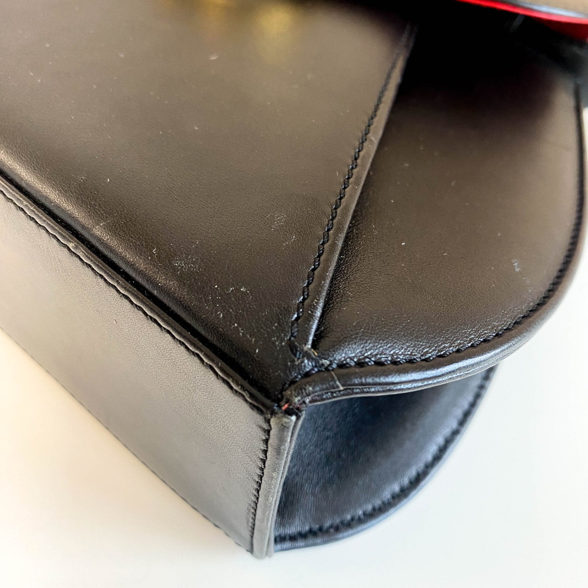 CARTIER Panthère de Cartier Black Leather Top Handle Bag Gold Hardware, in , Sold by HIVE PRELOVED - Handle Bags, ,