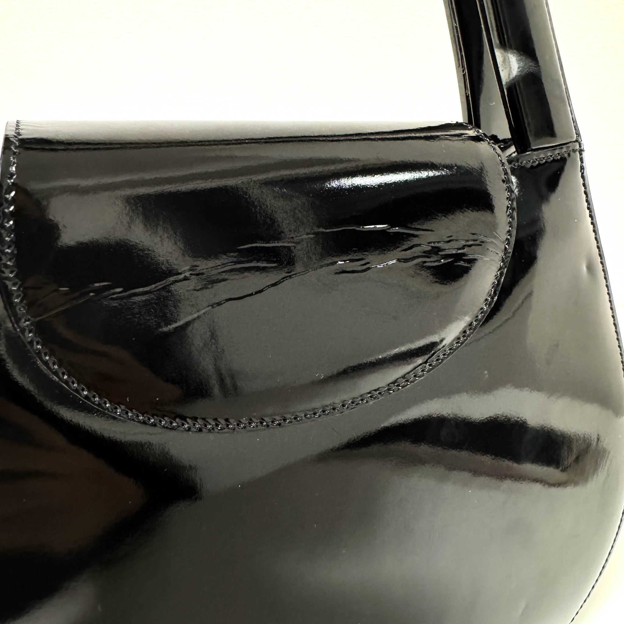 CARTIER Panthère de Cartier Black Patent Leather Top Handle Bag Gold Hardware, in , Sold by HIVE PRELOVED - Handle Bags, ,