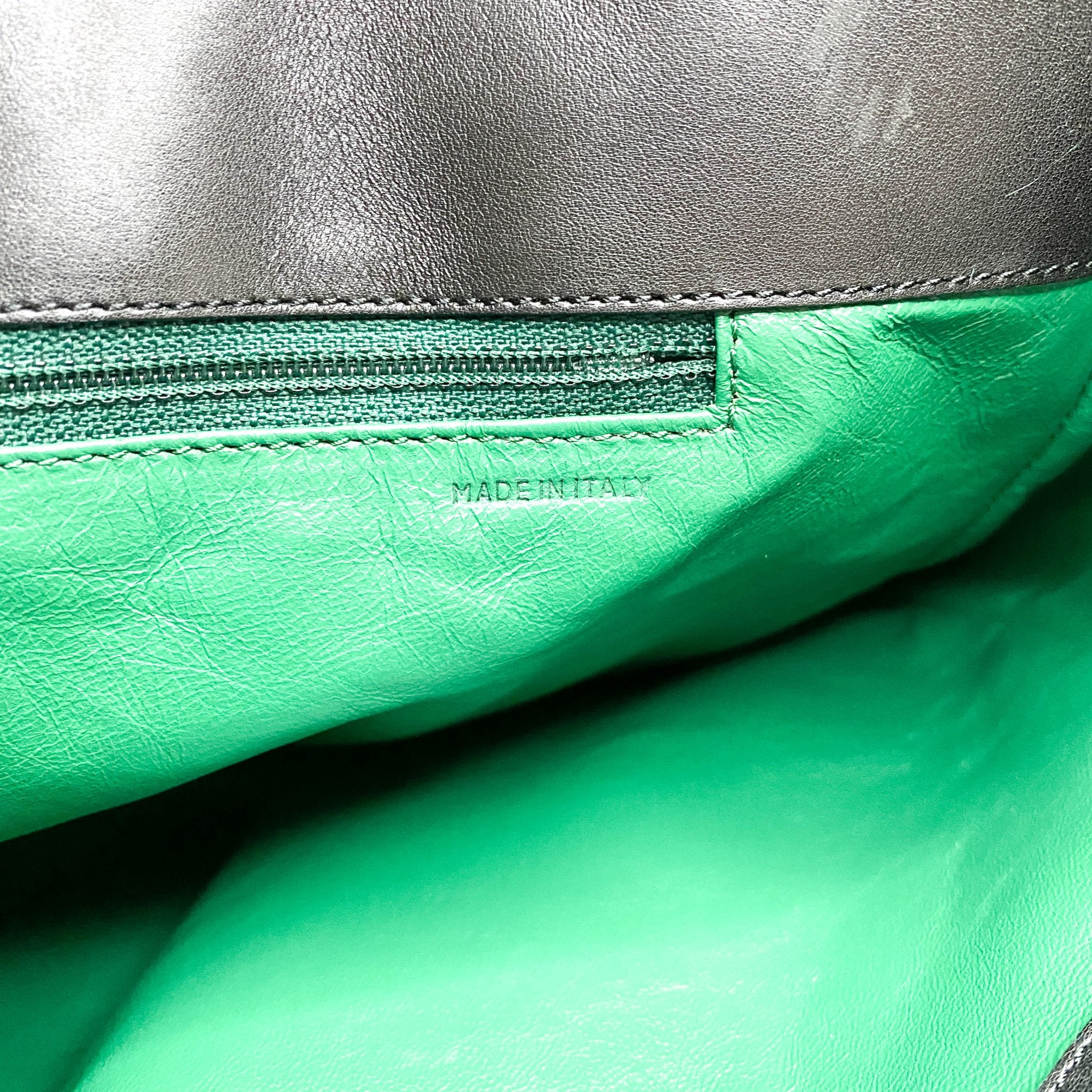 CARTIER Panthère Leather Shoulder bag Black, in , Sold by HIVE PRELOVED - Shoulder Bags, Totes,