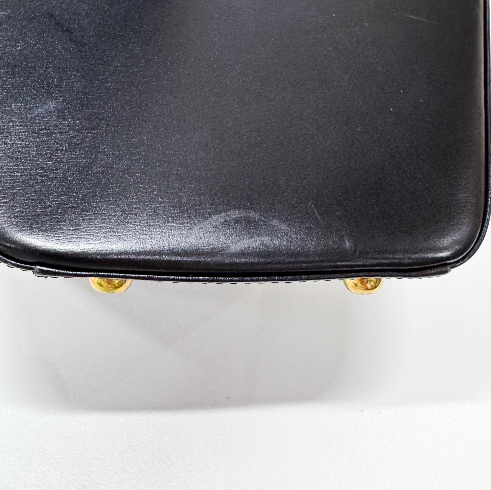 CARTIER Panthère Leather Shoulder bag Black, in , Sold by HIVE PRELOVED - Shoulder Bags, ,