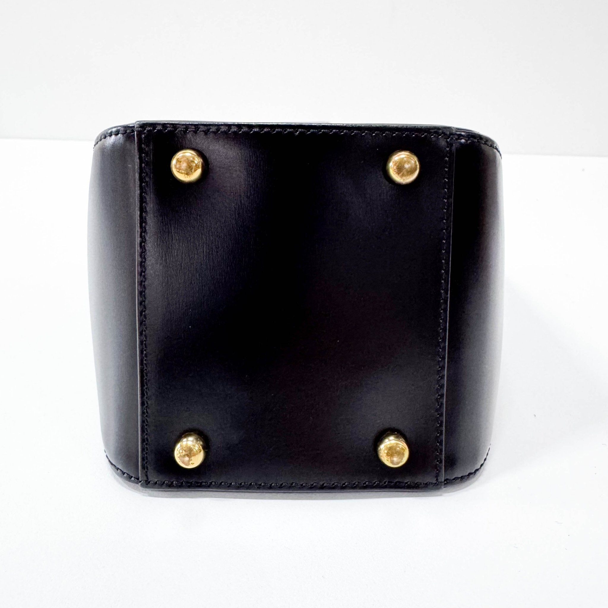 CARTIER Panthère Leather Shoulder bag Black, in , Sold by HIVE PRELOVED - Shoulder Bags, ,