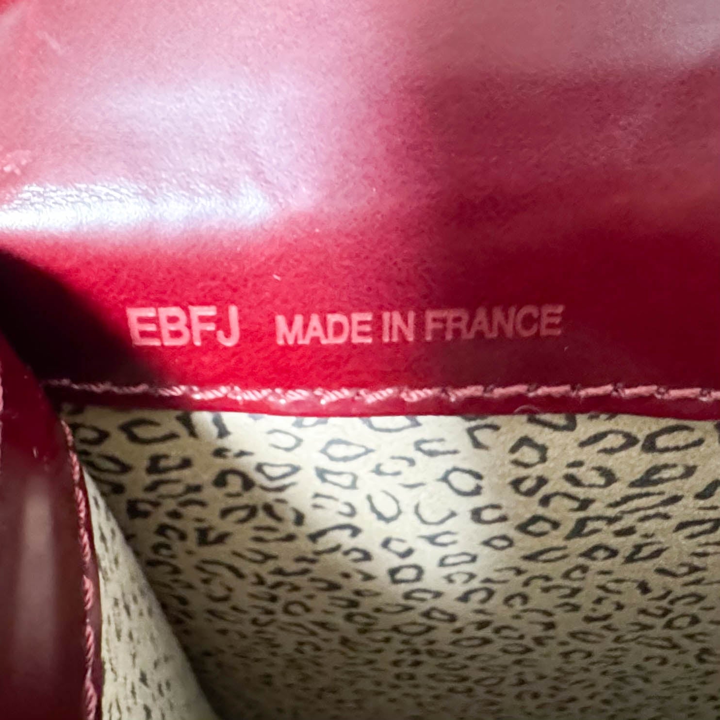 Cartier Panthère Silver Metal Bordeaux Leather Top Handle Shoulder Bag, in , Sold by HIVE PRELOVED - Handle Bag, Shoulder Bag