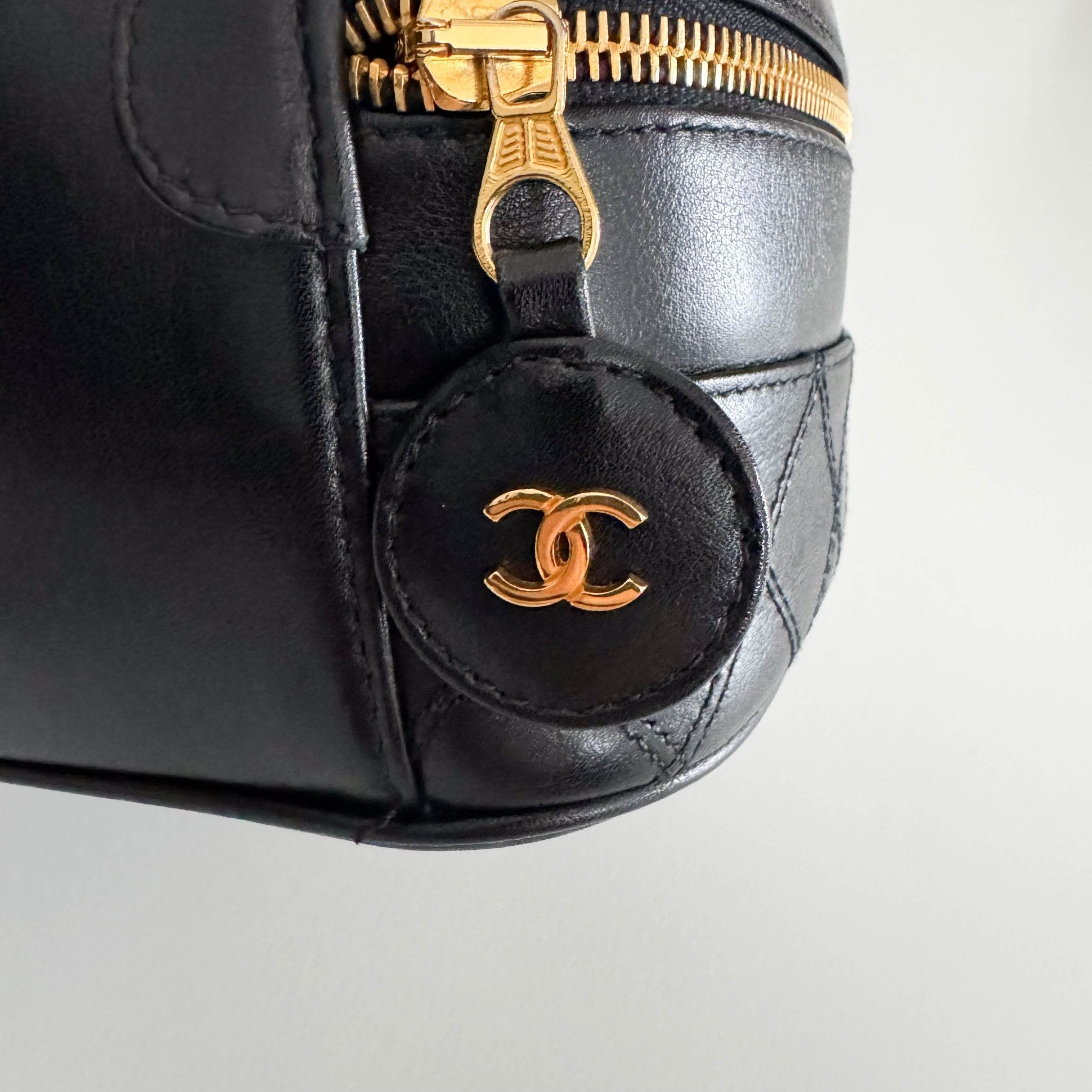 CHANEL Bicolore Vanity Cosmetic Case Black, in , Sold by HIVE PRELOVED - Handle Bags, ,