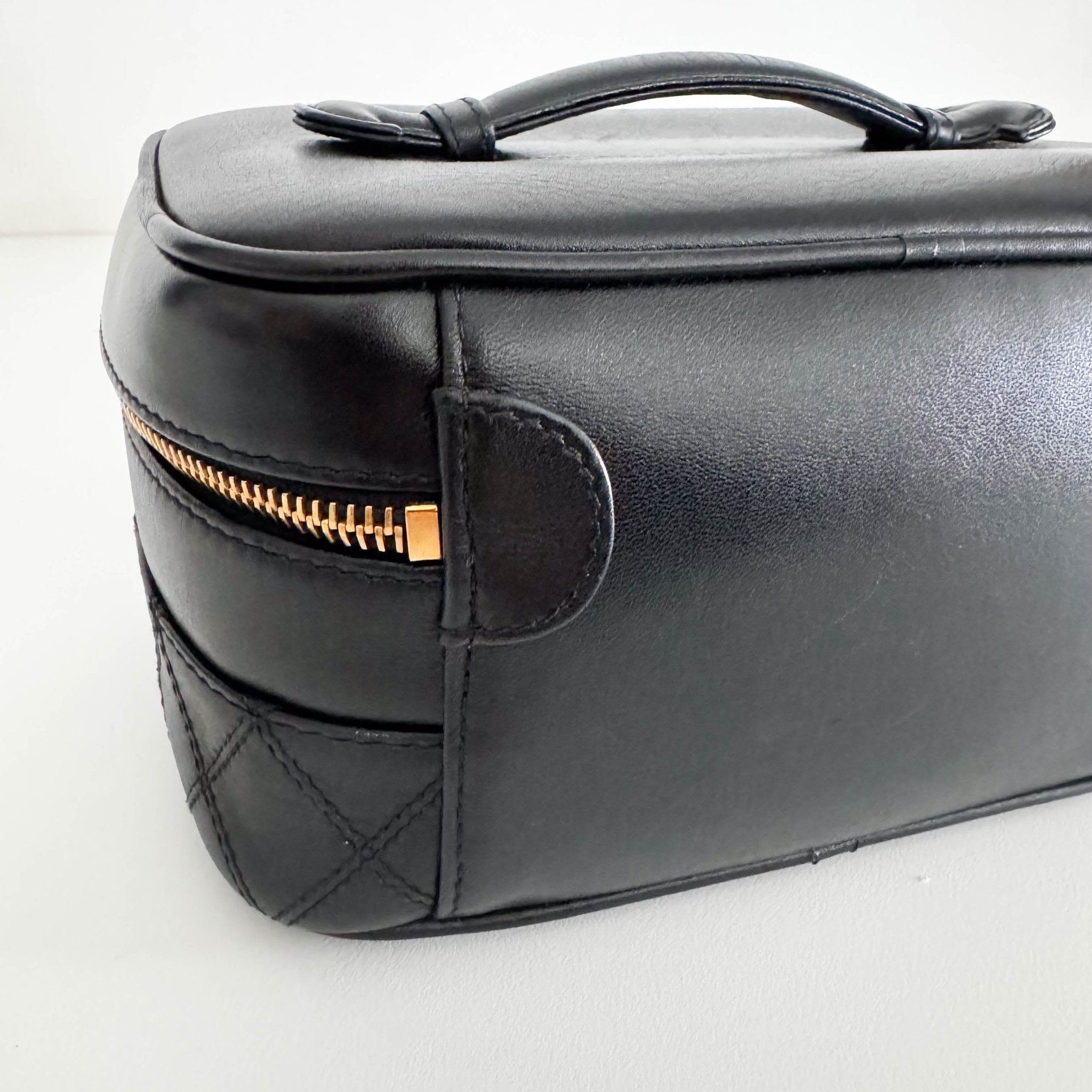 CHANEL Bicolore Vanity Cosmetic Case Black, in , Sold by HIVE PRELOVED - Handle Bags, ,