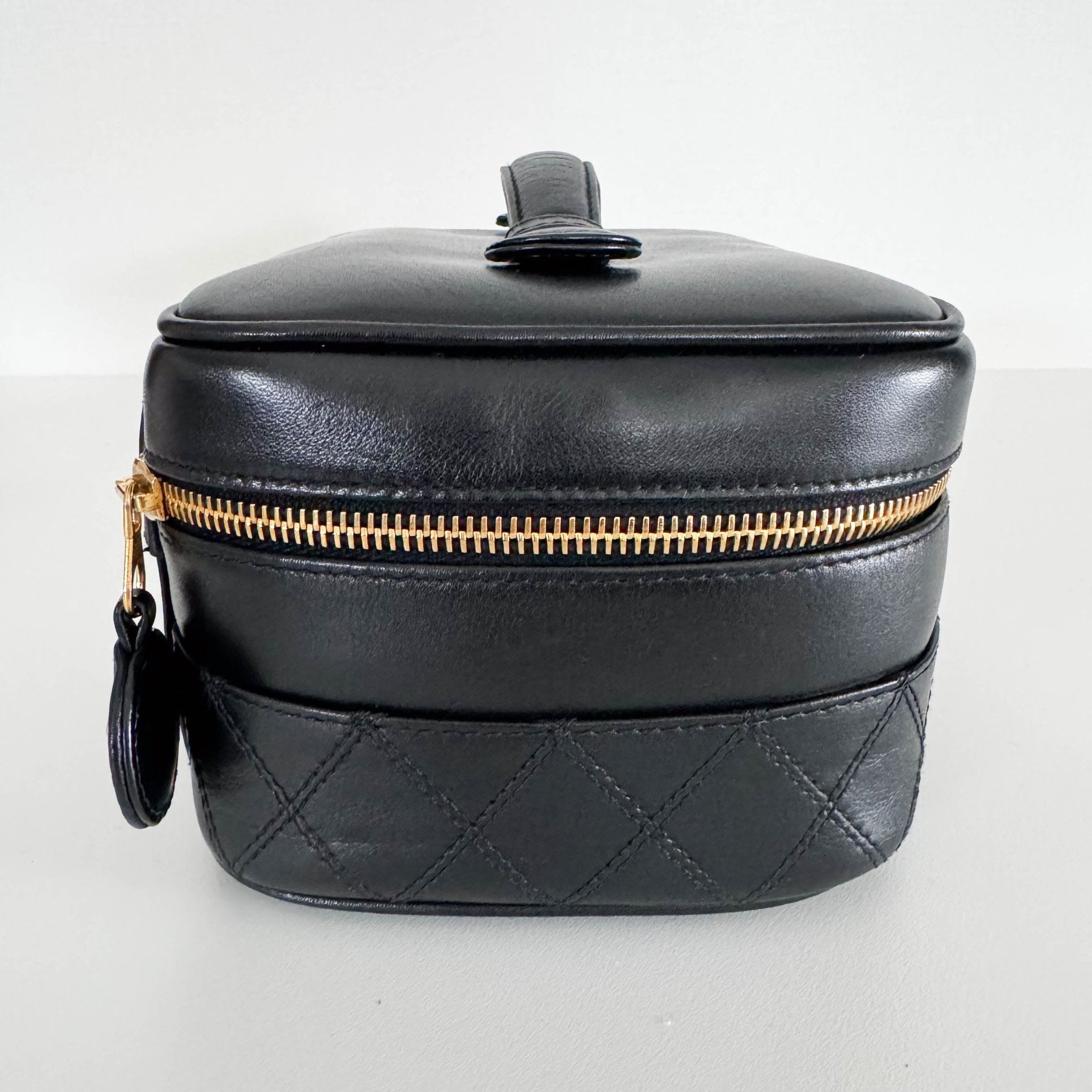 CHANEL Bicolore Vanity Cosmetic Case Black, in , Sold by HIVE PRELOVED - Handle Bags, ,