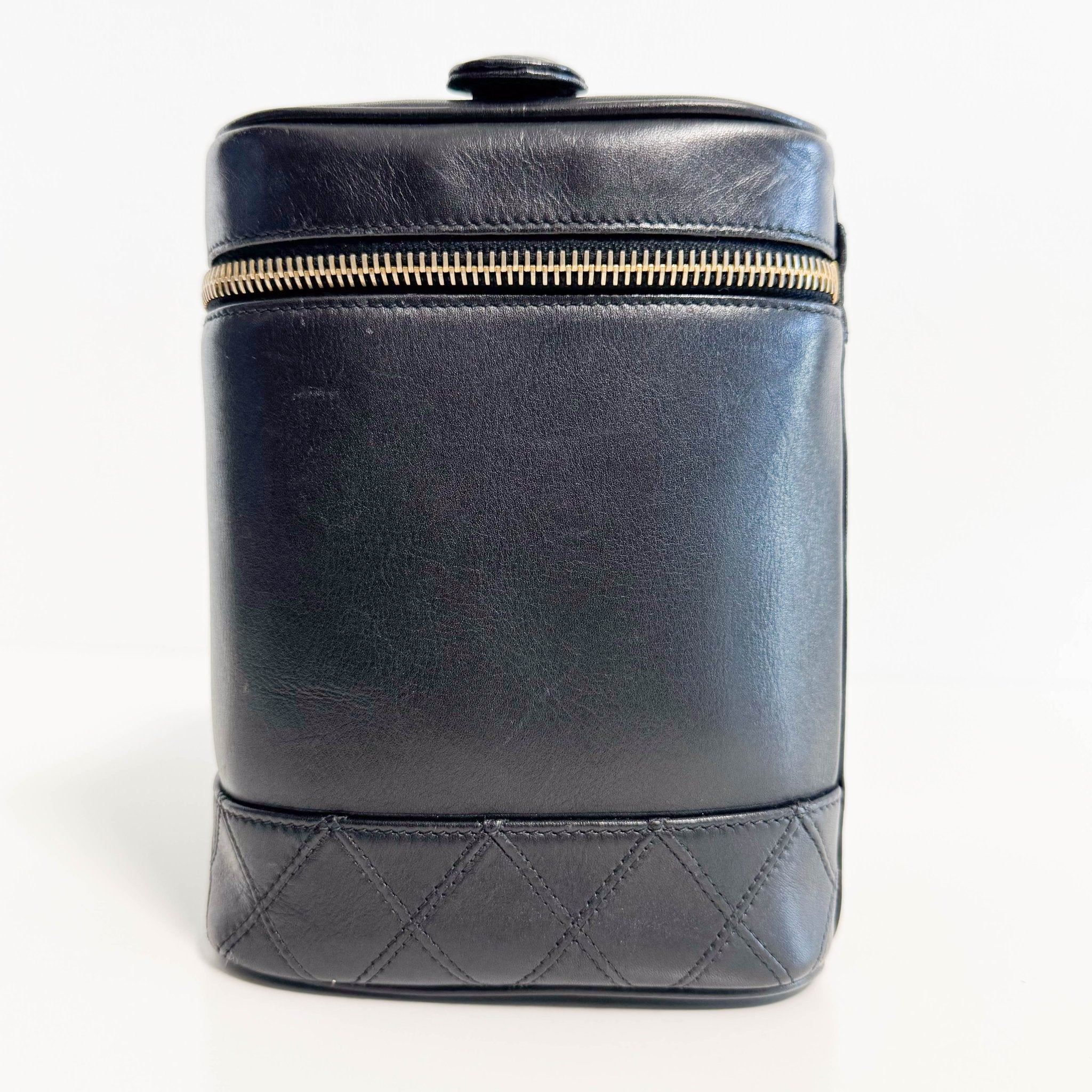 CHANEL Bicolore Vanity Cosmetic Case Black, in , Sold by HIVE PRELOVED - Handle Bags, ,