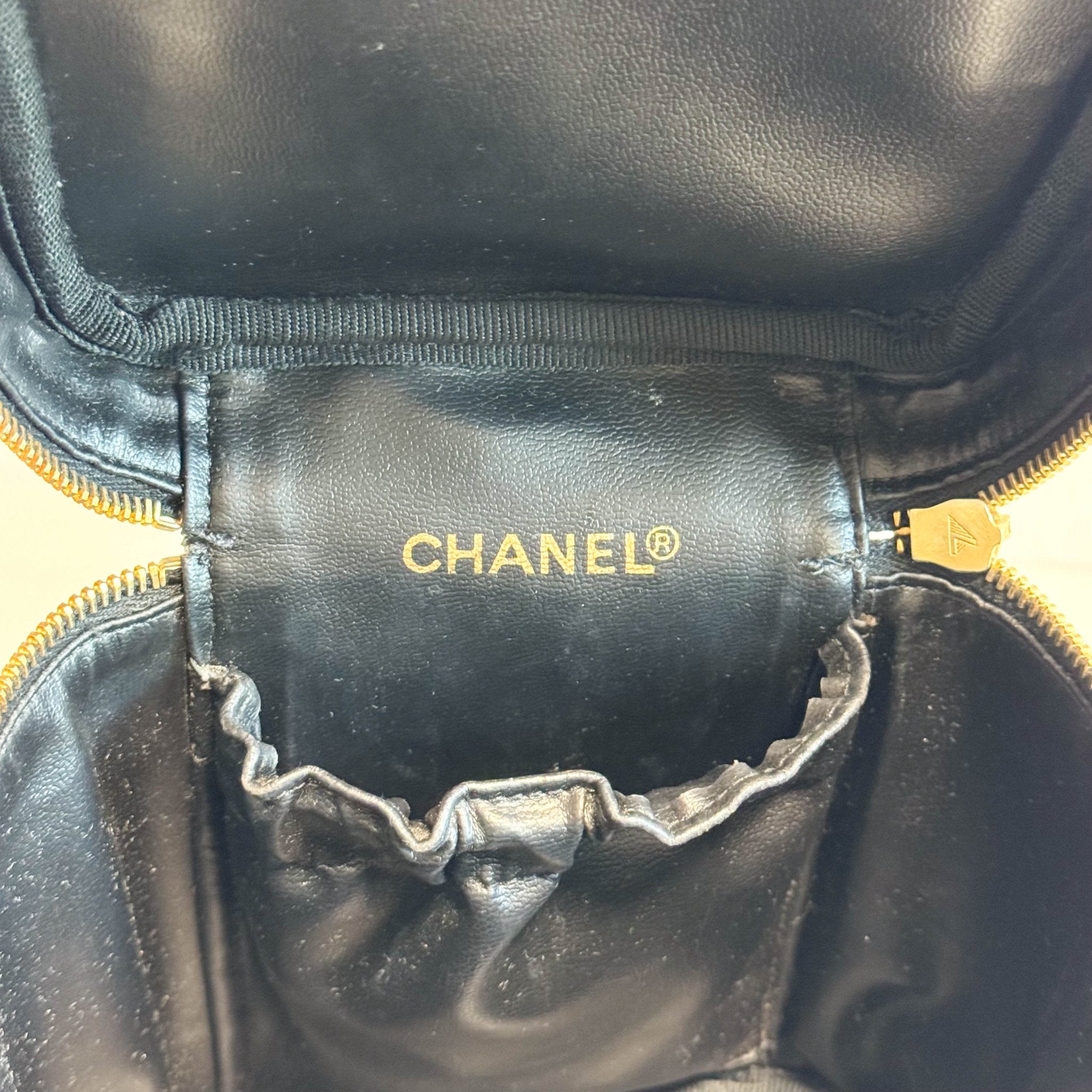 CHANEL Bicolore Vanity Cosmetic Case Black, in , Sold by HIVE PRELOVED - Handle Bags, ,