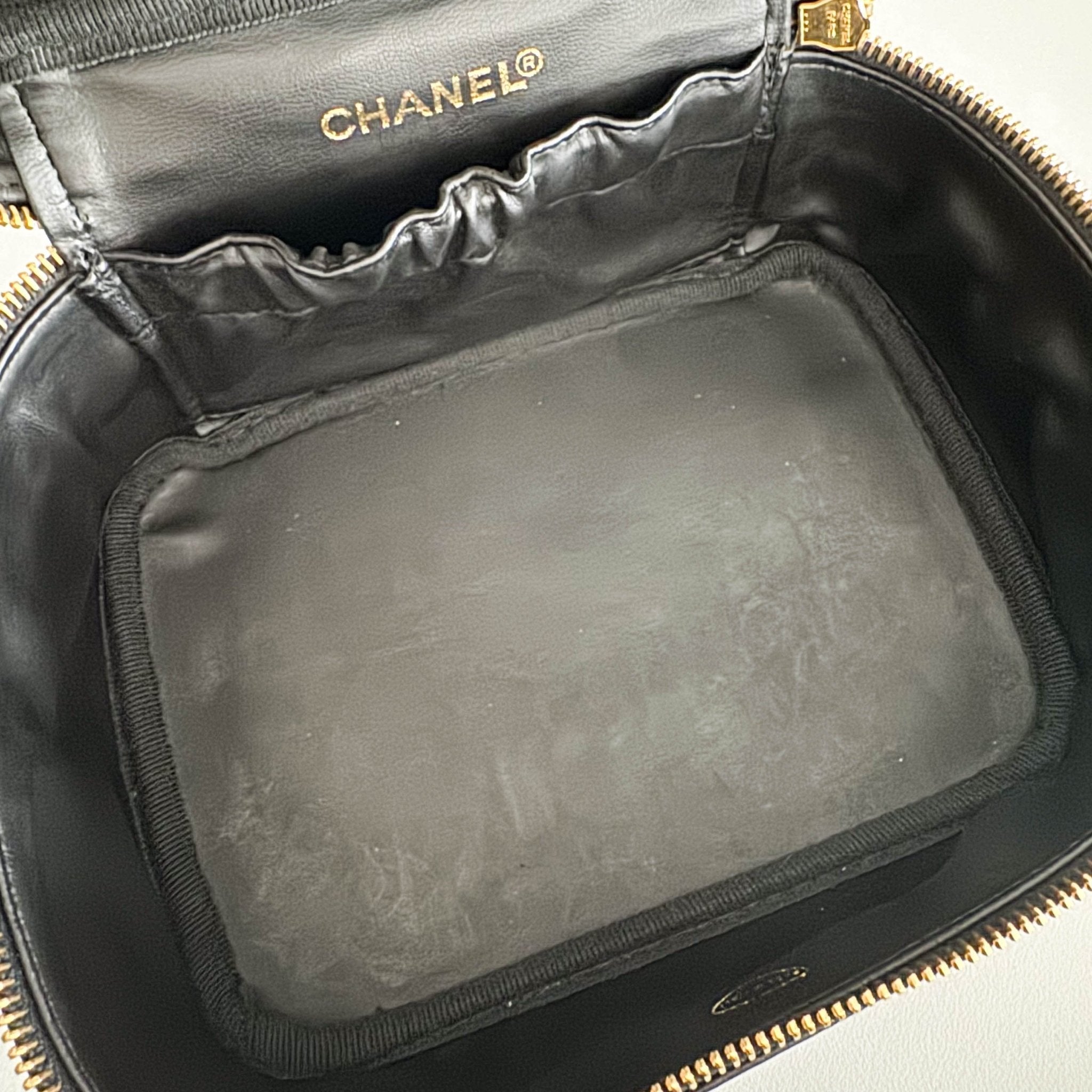 CHANEL Bicolore Vanity Cosmetic Case Black, in , Sold by HIVE PRELOVED - Handle Bags, ,