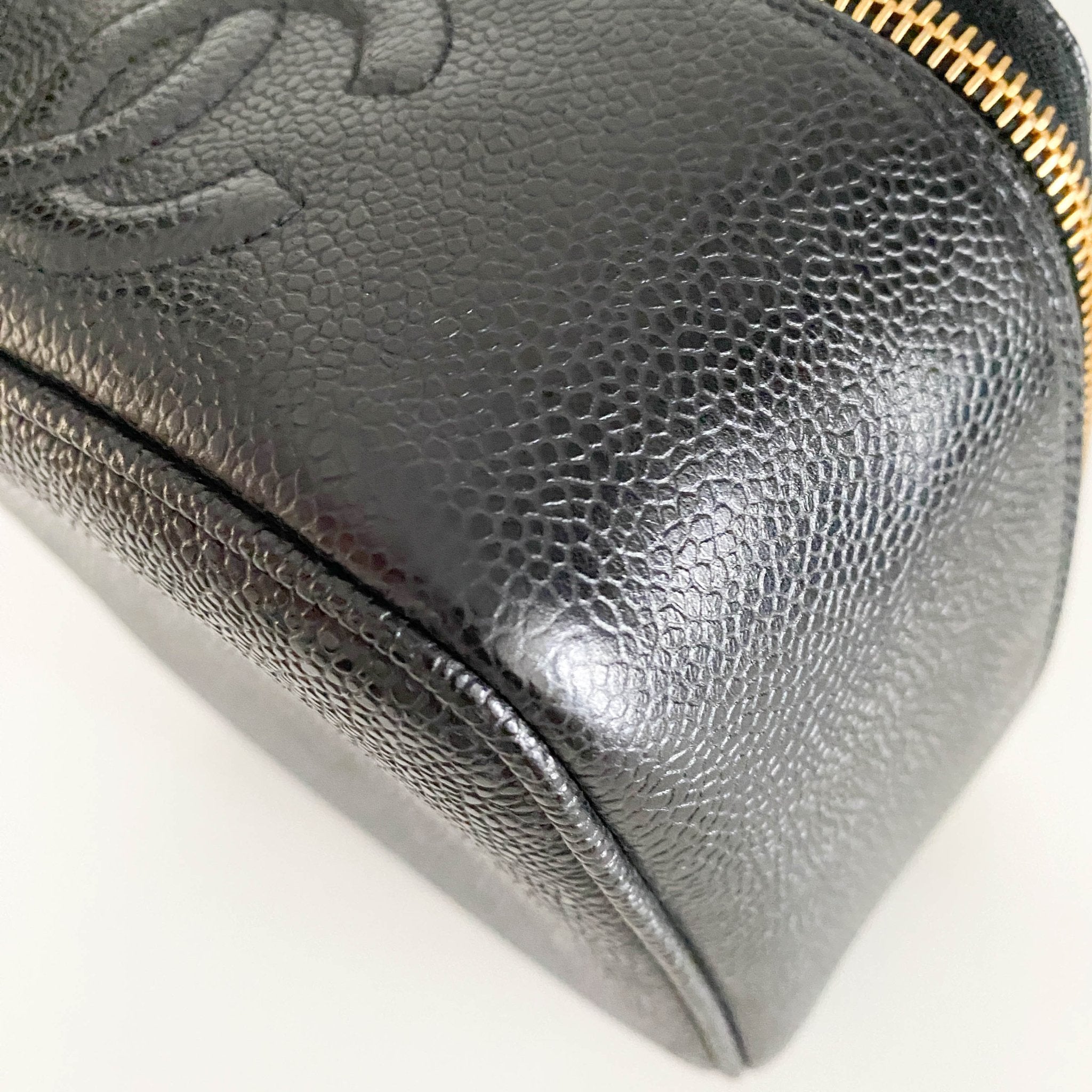 CHANEL Caviar CC Vanity Cosmetic Case Black, in , Sold by HIVE PRELOVED - Handle Bags, ,