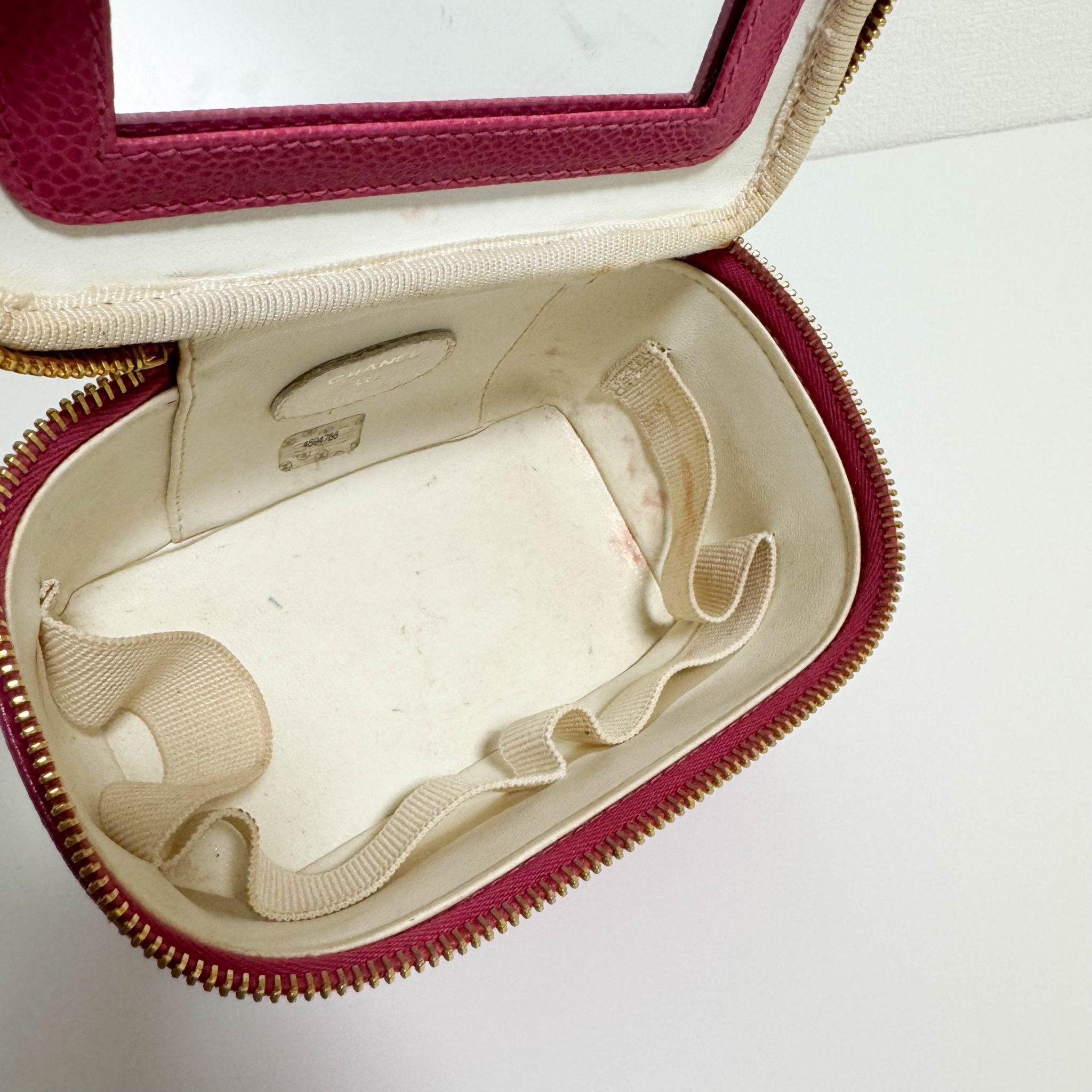 CHANEL Caviar Skin Mini Vanity Case Pink, in , Sold by HIVE PRELOVED - Handle Bags, ,