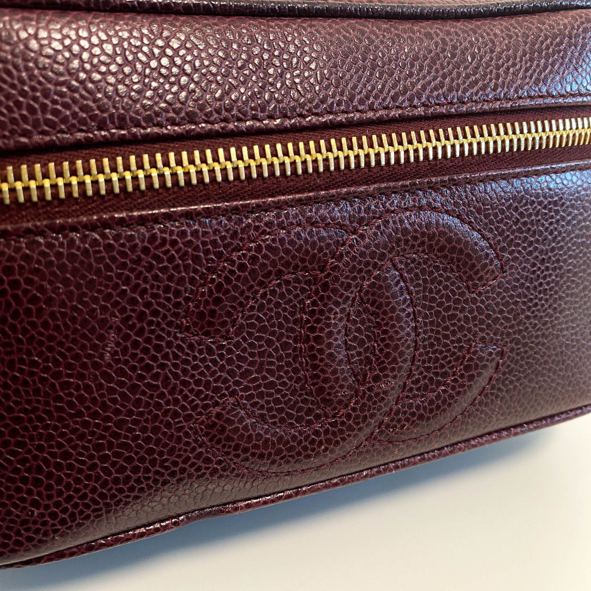 CHANEL CC Logo Vanity Case Aubergine Leather, in , Sold by HIVE PRELOVED - Handle Bags, ,