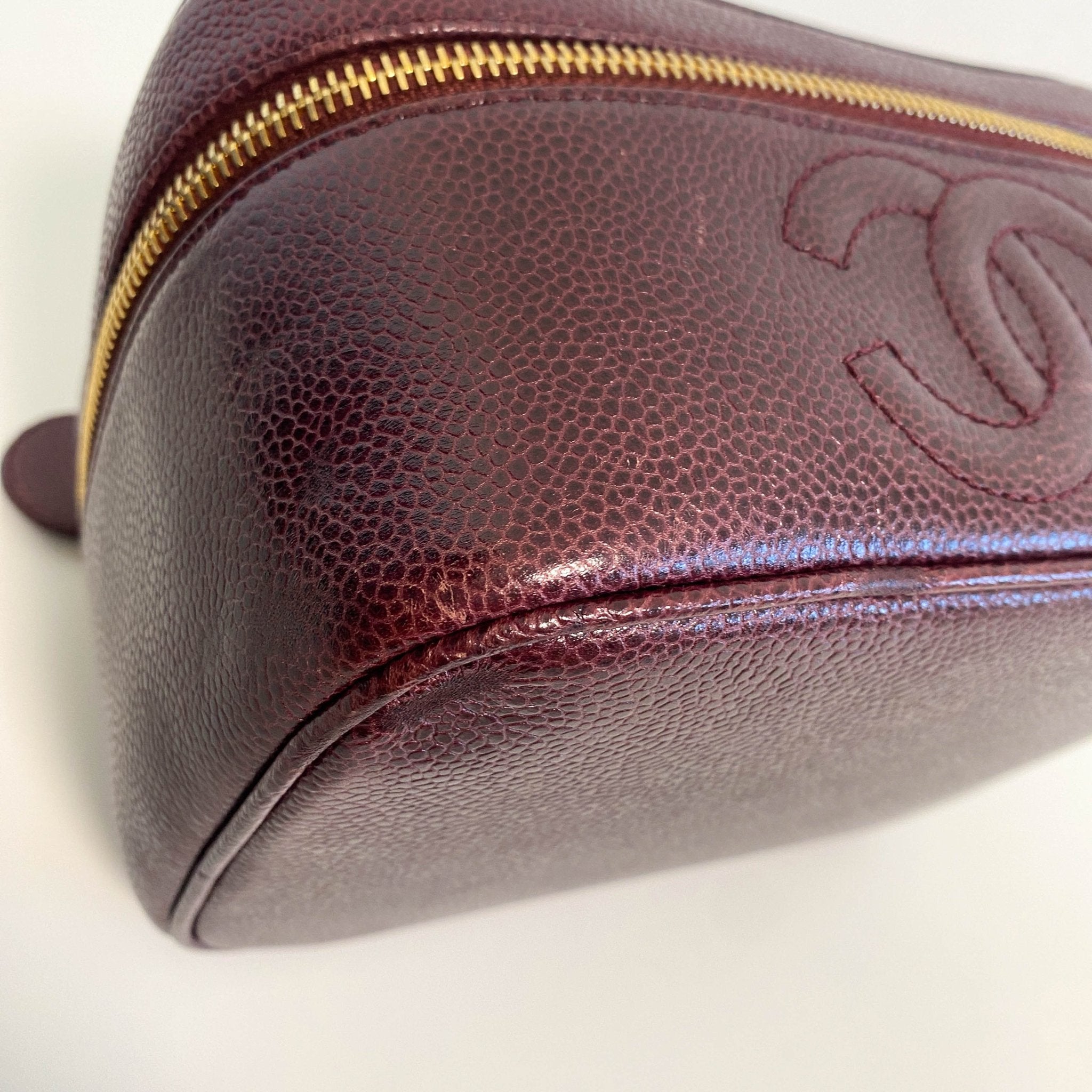 CHANEL CC Logo Vanity Case Aubergine Leather, in , Sold by HIVE PRELOVED - Handle Bags, ,