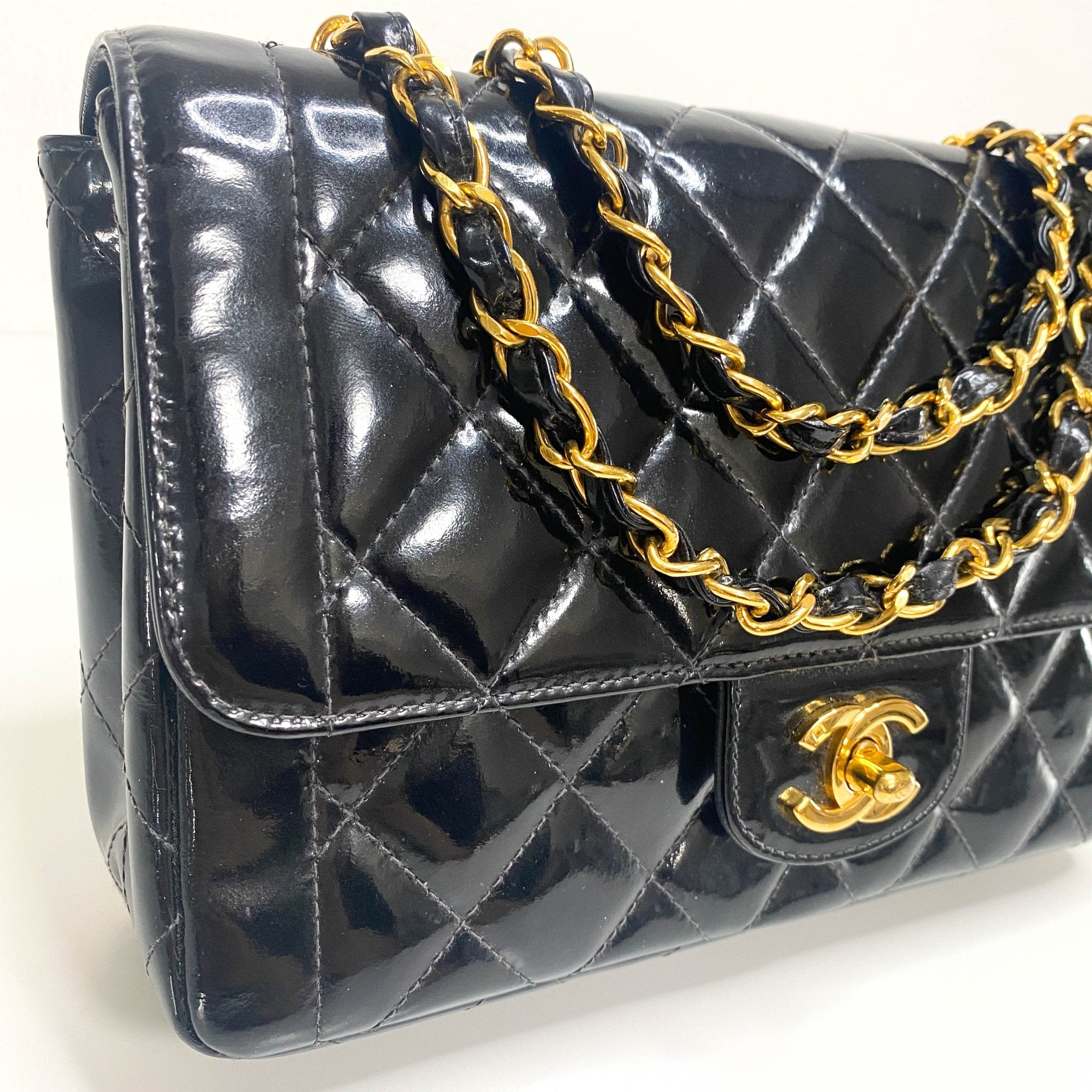 CHANEL CC Turnlock Patent Leather Single Classic Flap Chain Shoulder Bag, in , Sold by HIVE PRELOVED - Shoulder Bags, ,