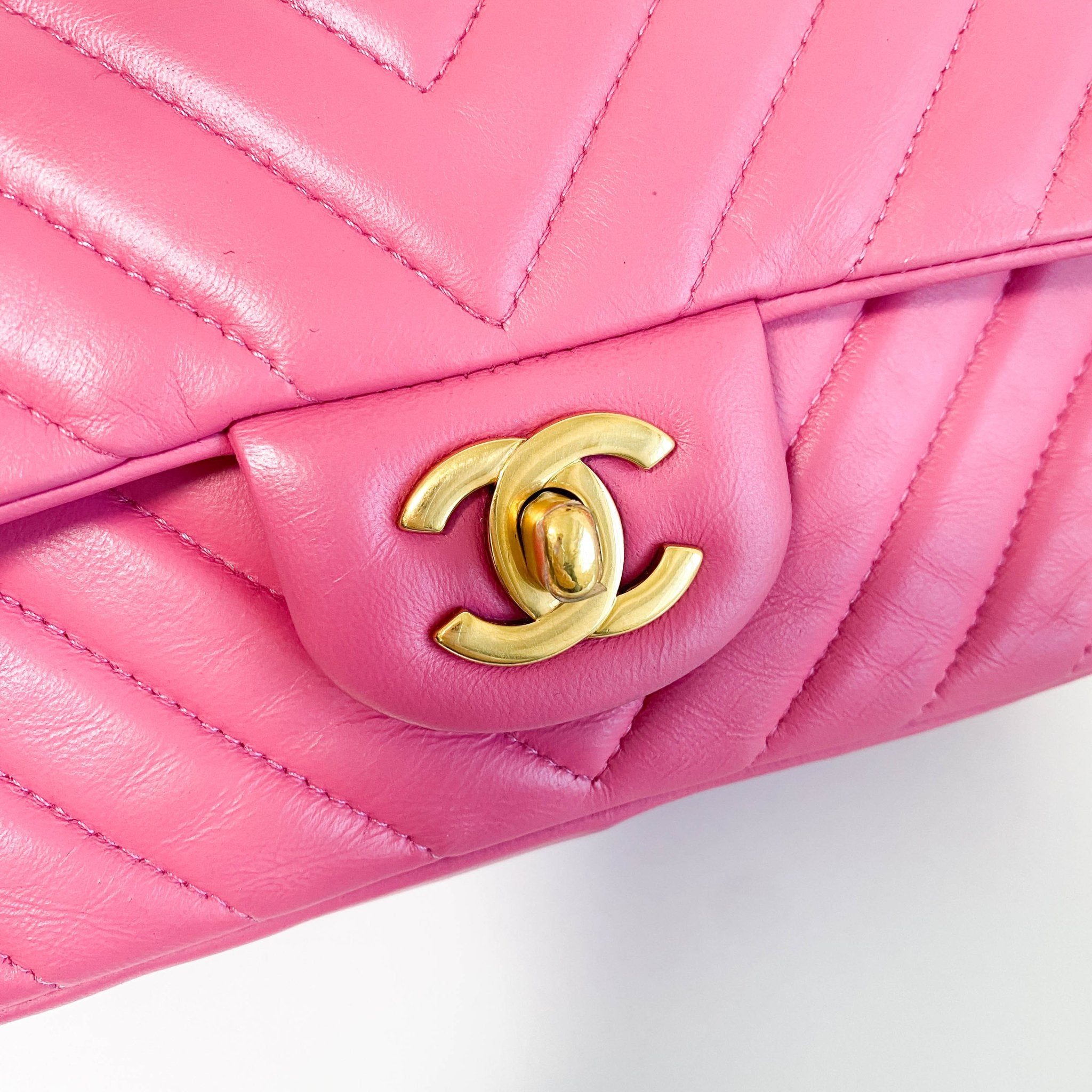 CHANEL Chevron CC V Stitched Single Flap Lambskin Chain Shoulder Bag Pink Gold Hardware in Sold by HIVE PRELOVED Shoulder Bag