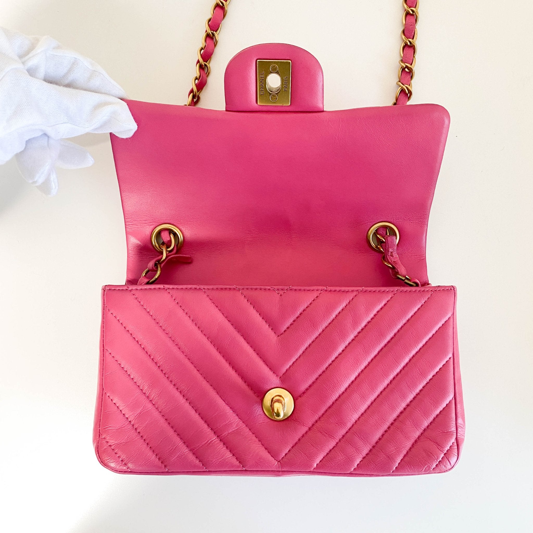 CHANEL Chevron CC V Stitched Single Flap Lambskin Chain Shoulder Bag Pink Gold Hardware in Sold by HIVE PRELOVED Shoulder Bag