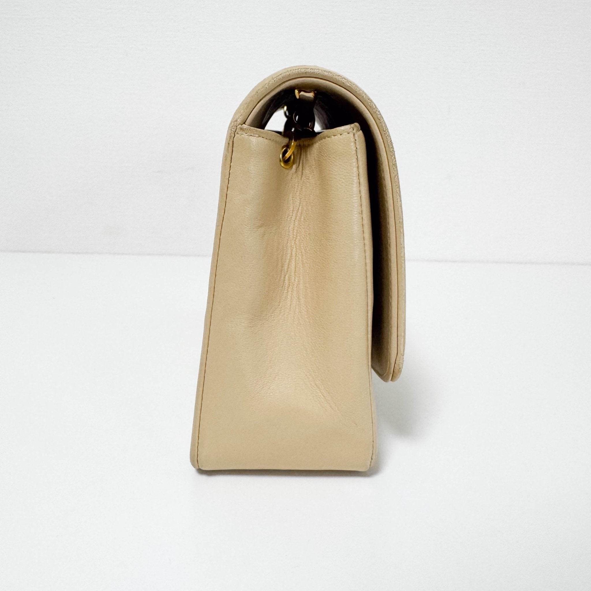 CHANEL Diana Single Flap Beige Lambskin Leather Gold Harware Bag, in , Sold by HIVE PRELOVED - Crossbody bags, ,