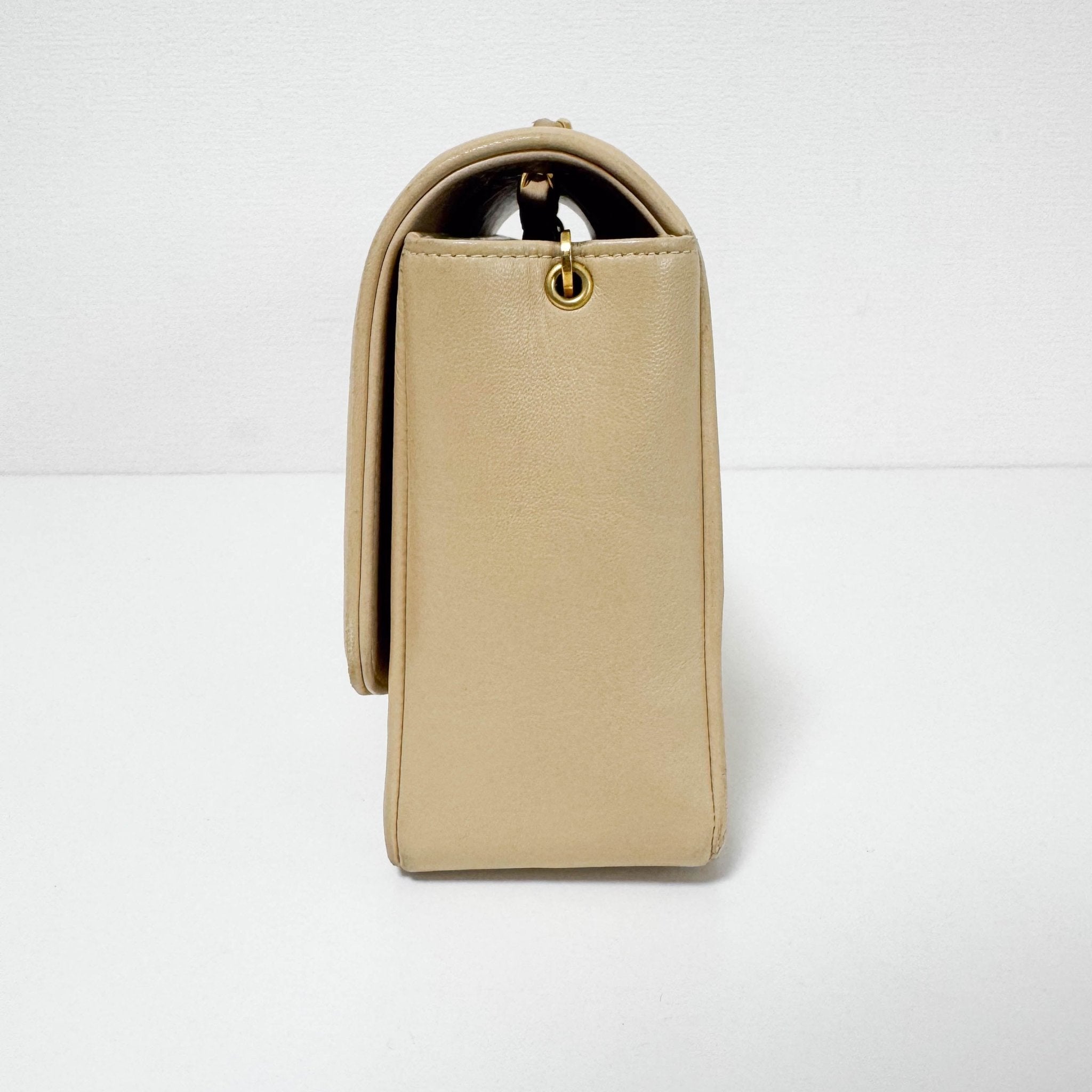 CHANEL Diana Single Flap Beige Lambskin Leather Gold Harware Bag, in , Sold by HIVE PRELOVED - Crossbody bags, ,